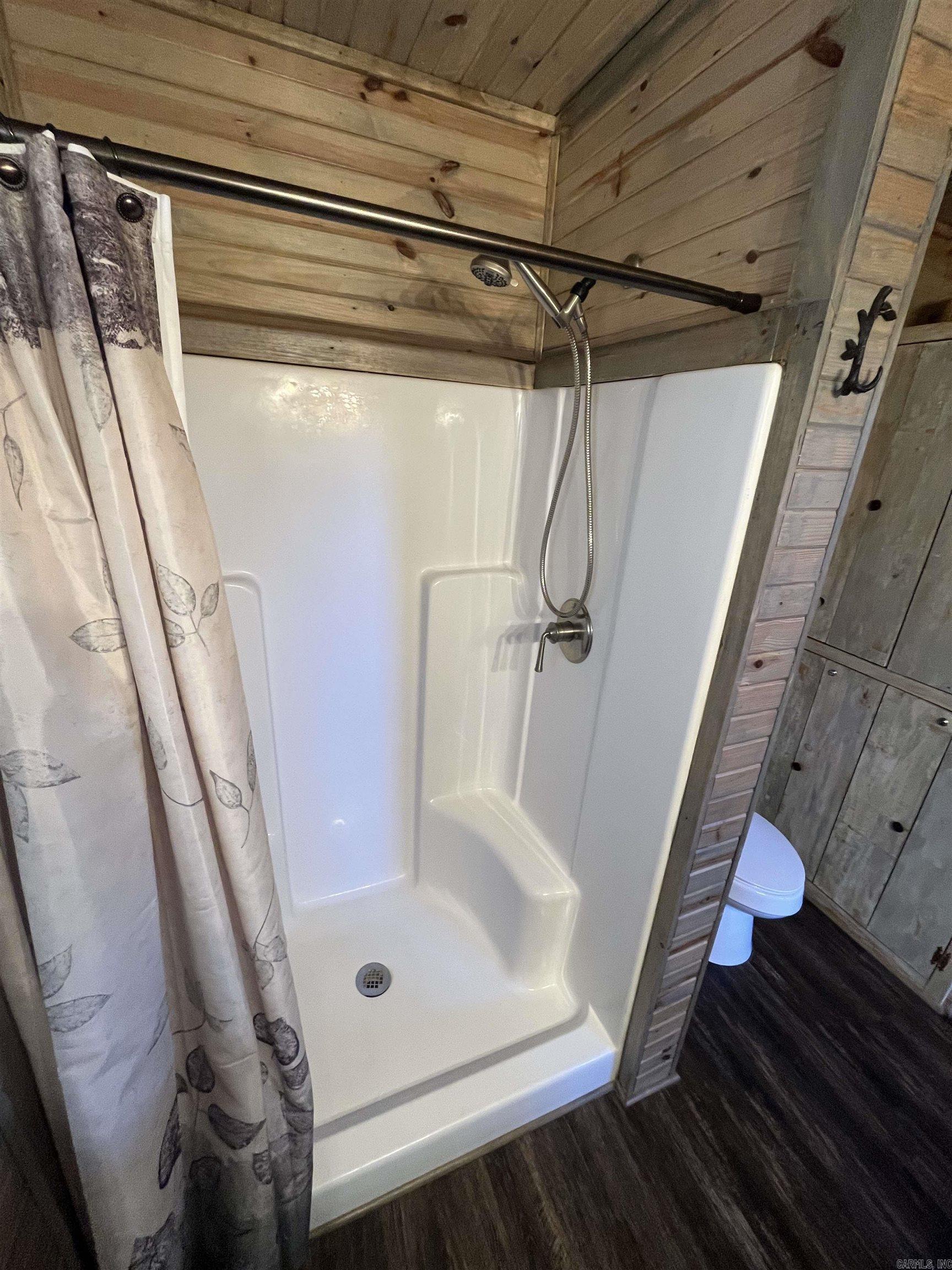 127  Lark Lane  Mena, AR