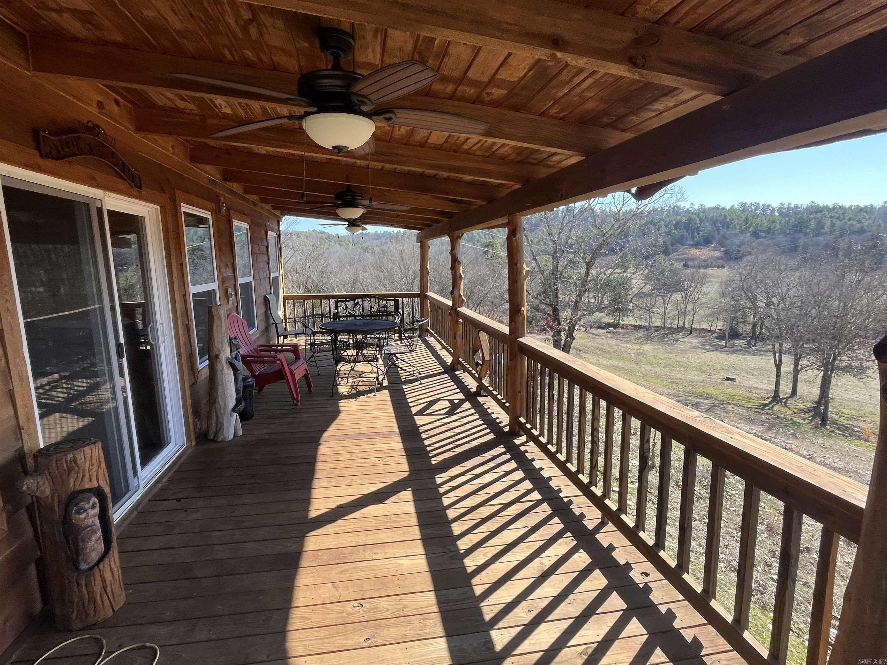 127  Lark Lane  Mena, AR