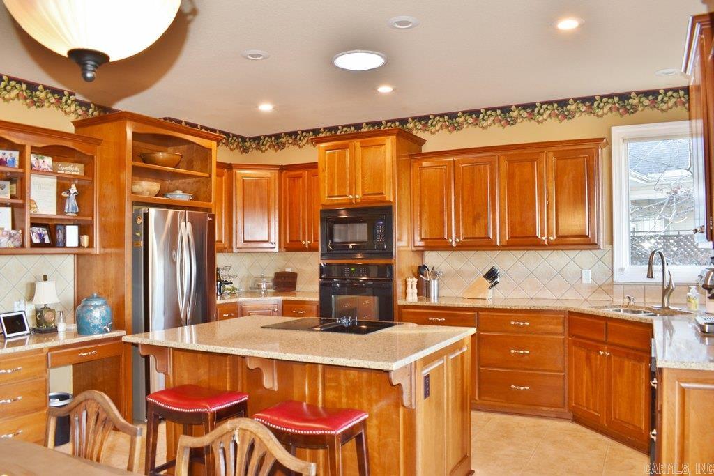72  Mansilla  Hot Springs Village, AR