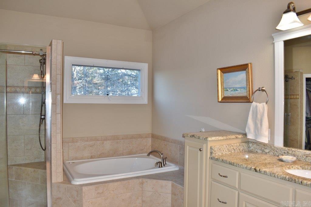72  Mansilla  Hot Springs Village, AR
