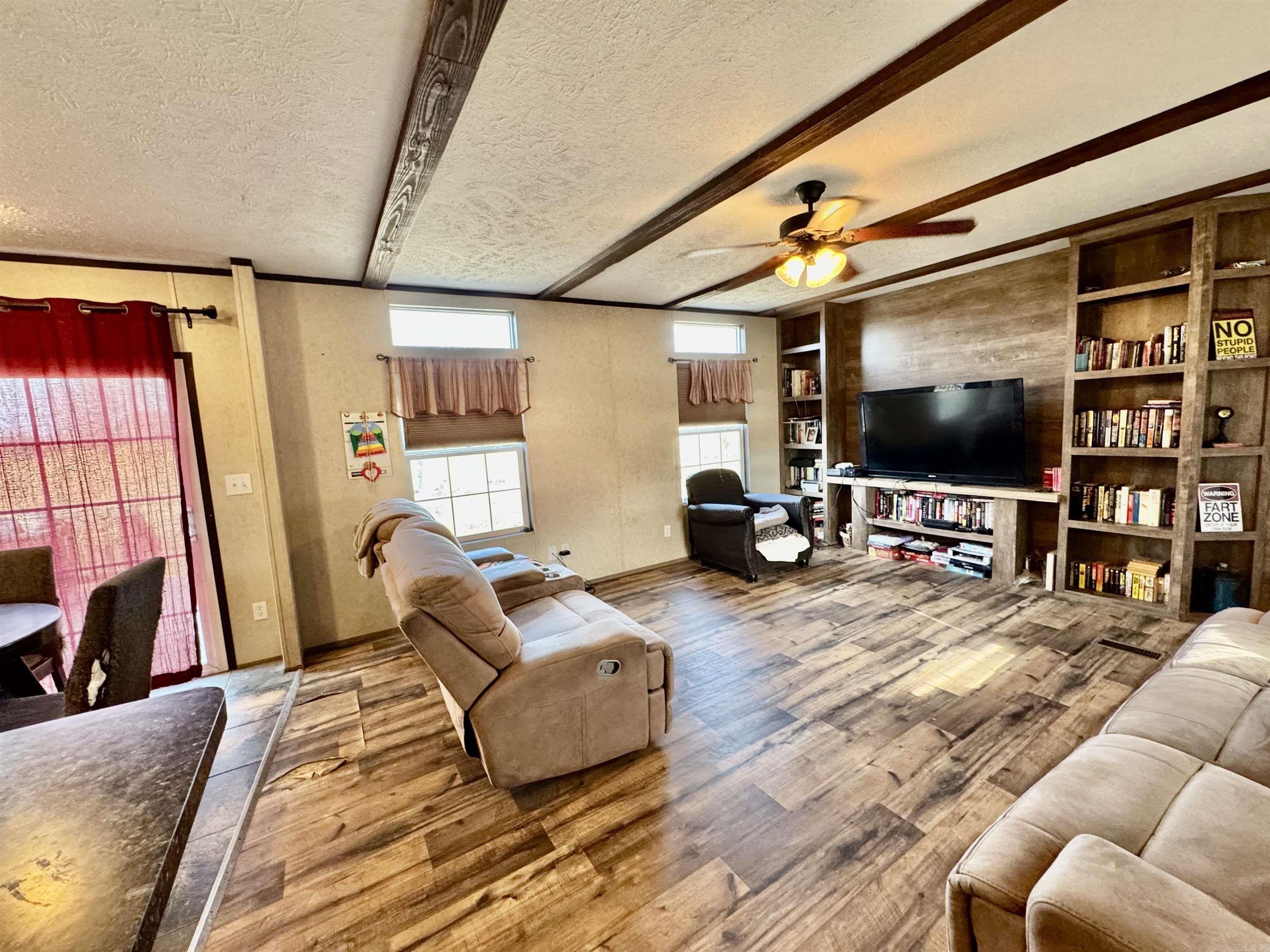 567  Daffodil Rd  Romance, AR