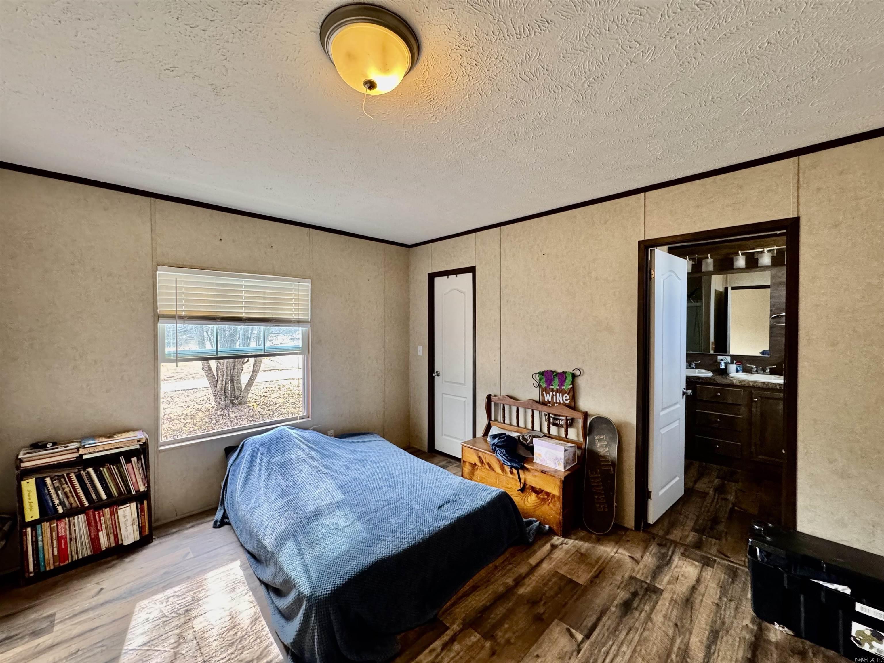 567  Daffodil Rd  Romance, AR