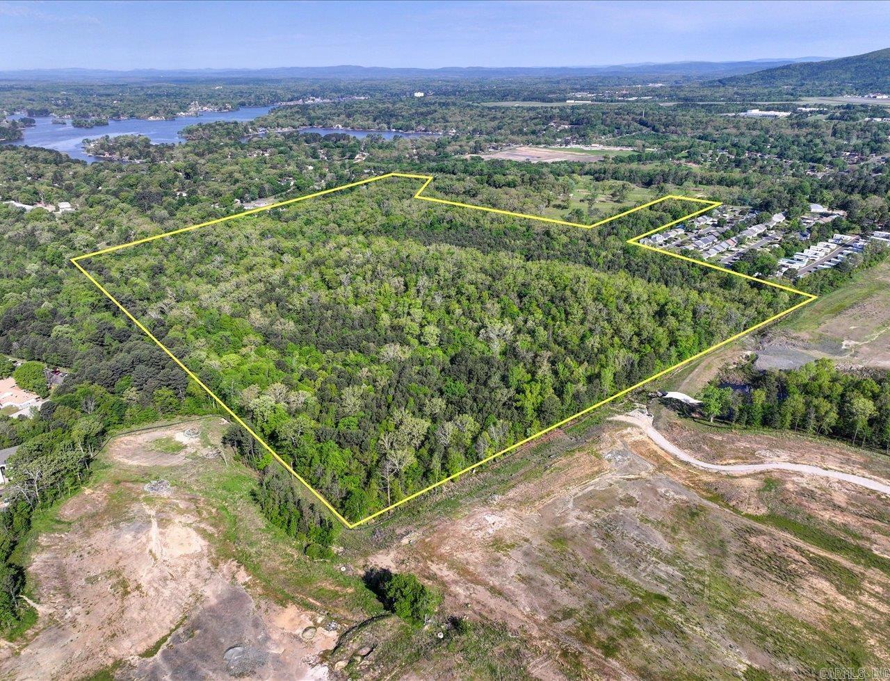 267-899  Twin Points  Hot Springs, AR