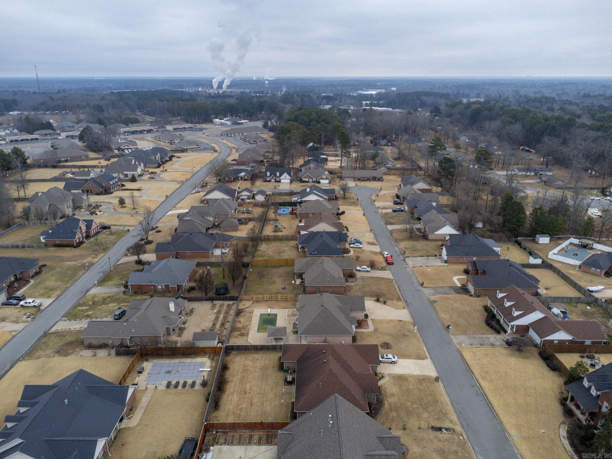 137 GRIZZLY BEAR DR White Hall, AR 71602