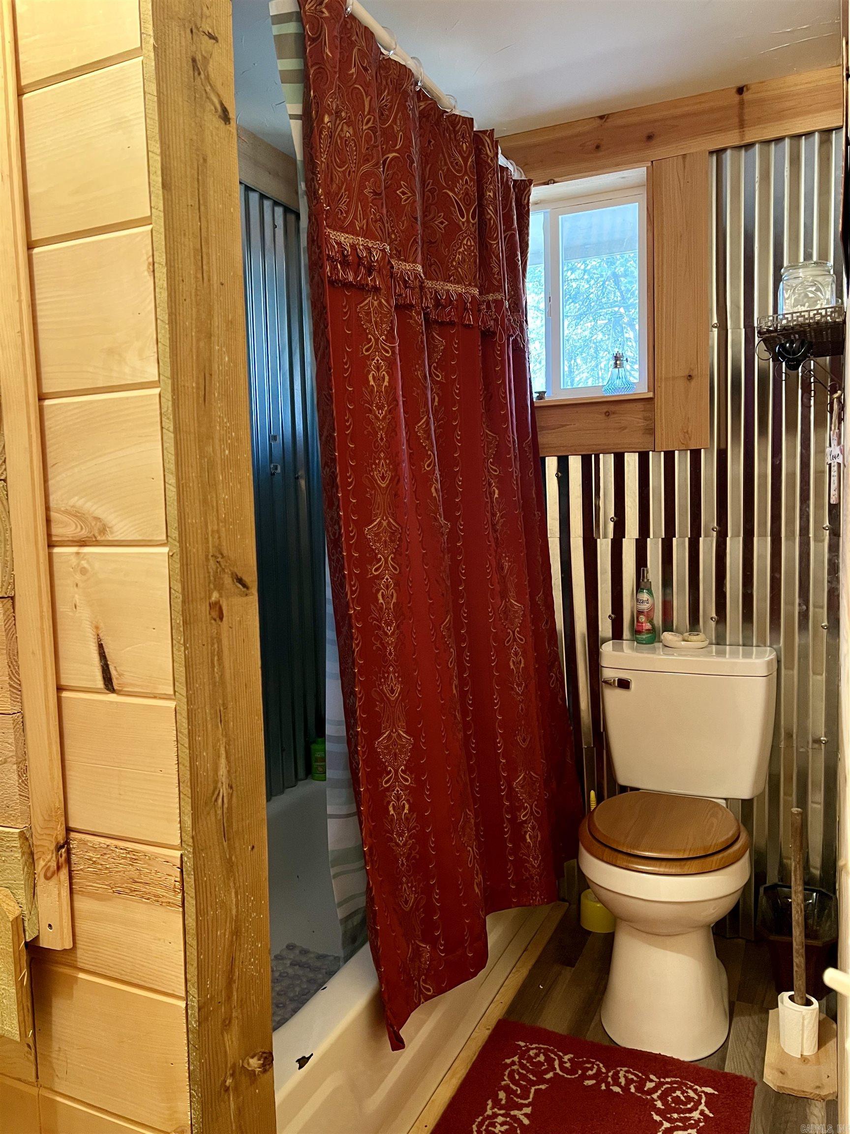 104  Landing  West Point, AR