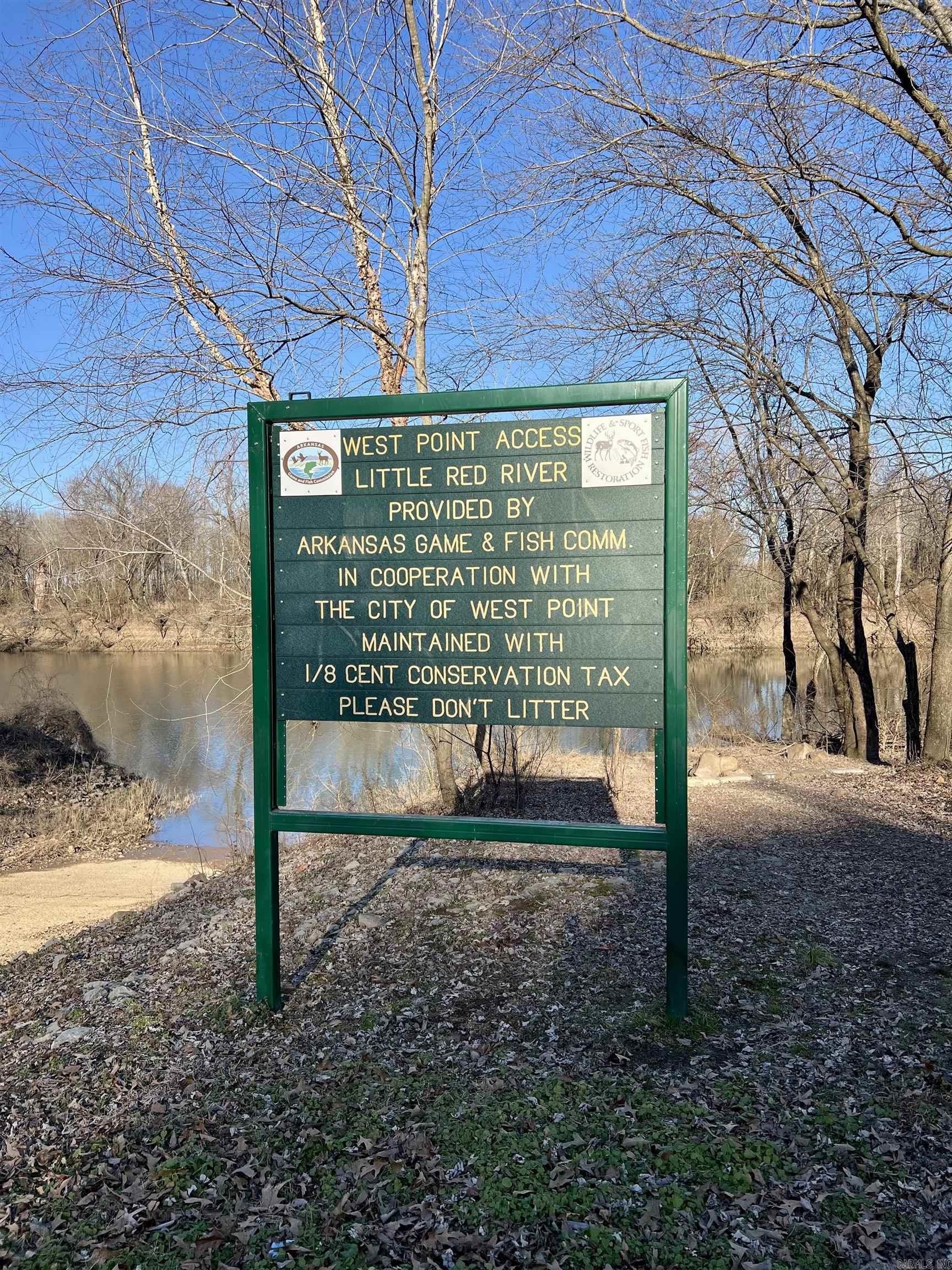 104  Landing  West Point, AR