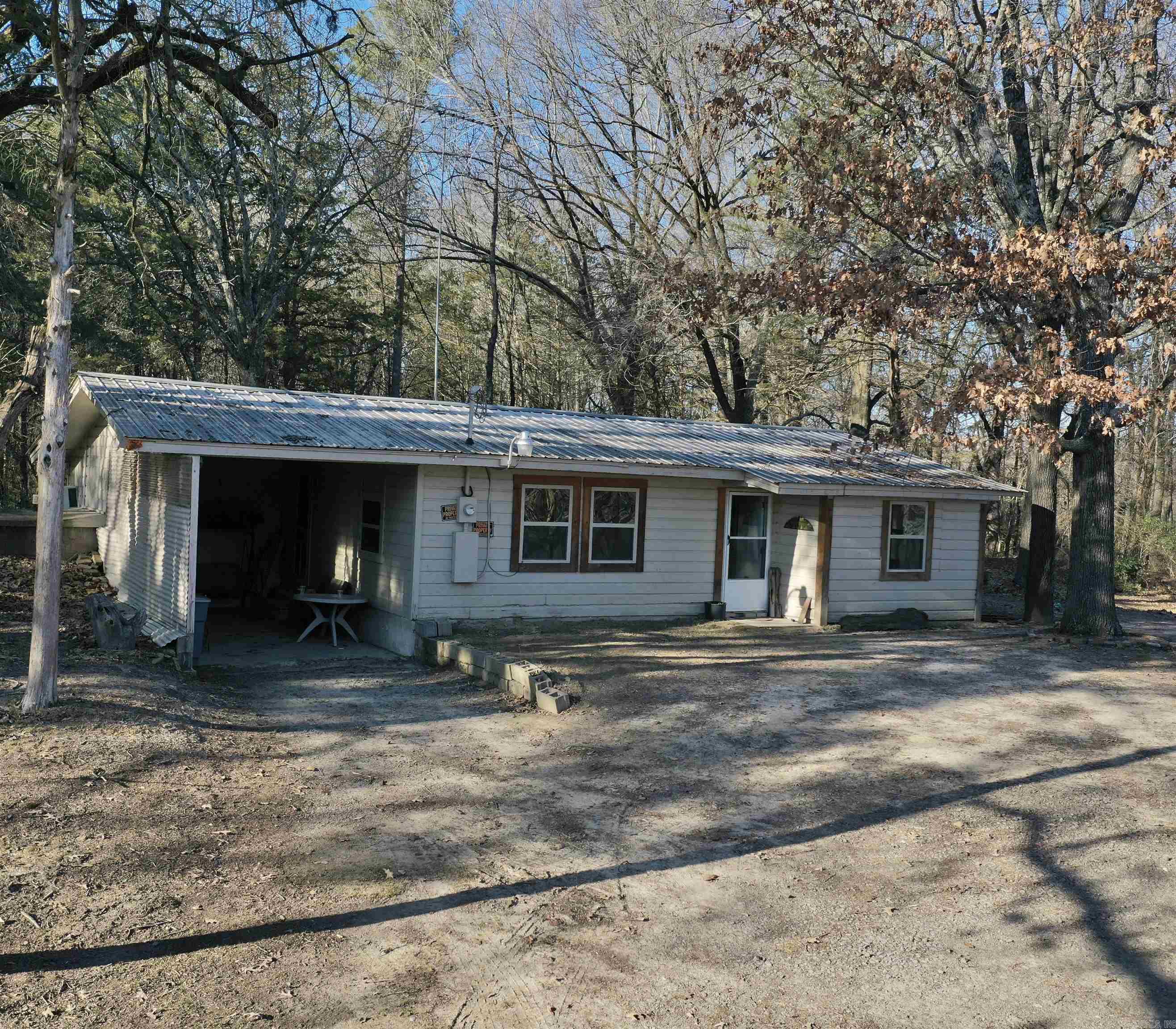 104  Landing  West Point, AR