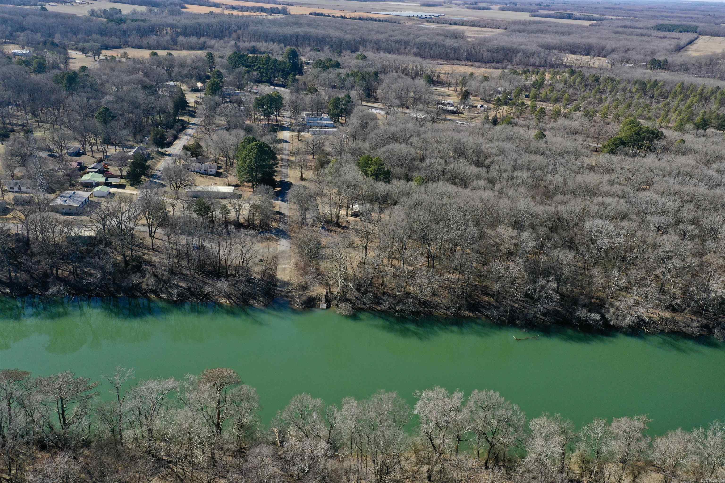 104  Landing  West Point, AR