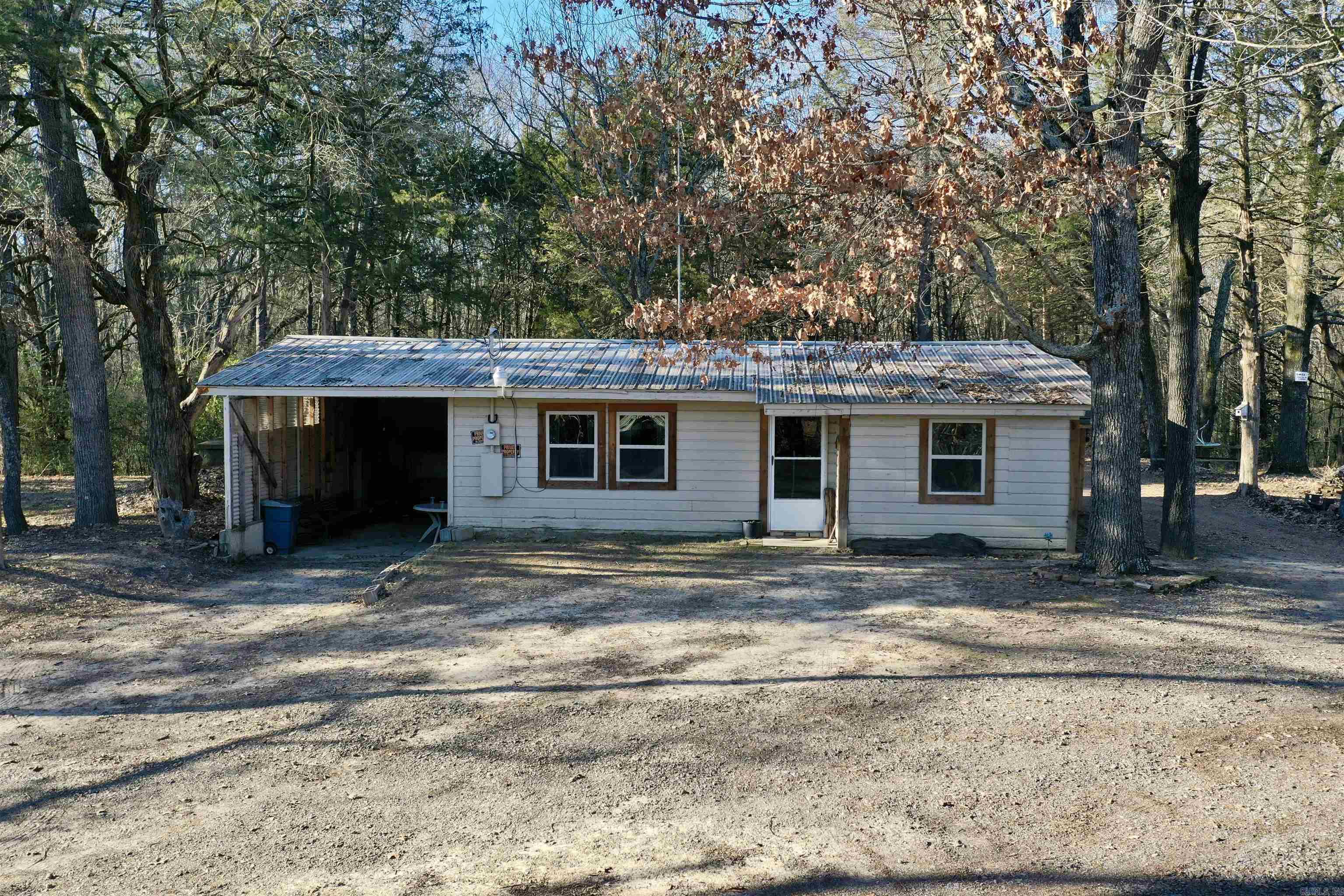 104  Landing  West Point, AR