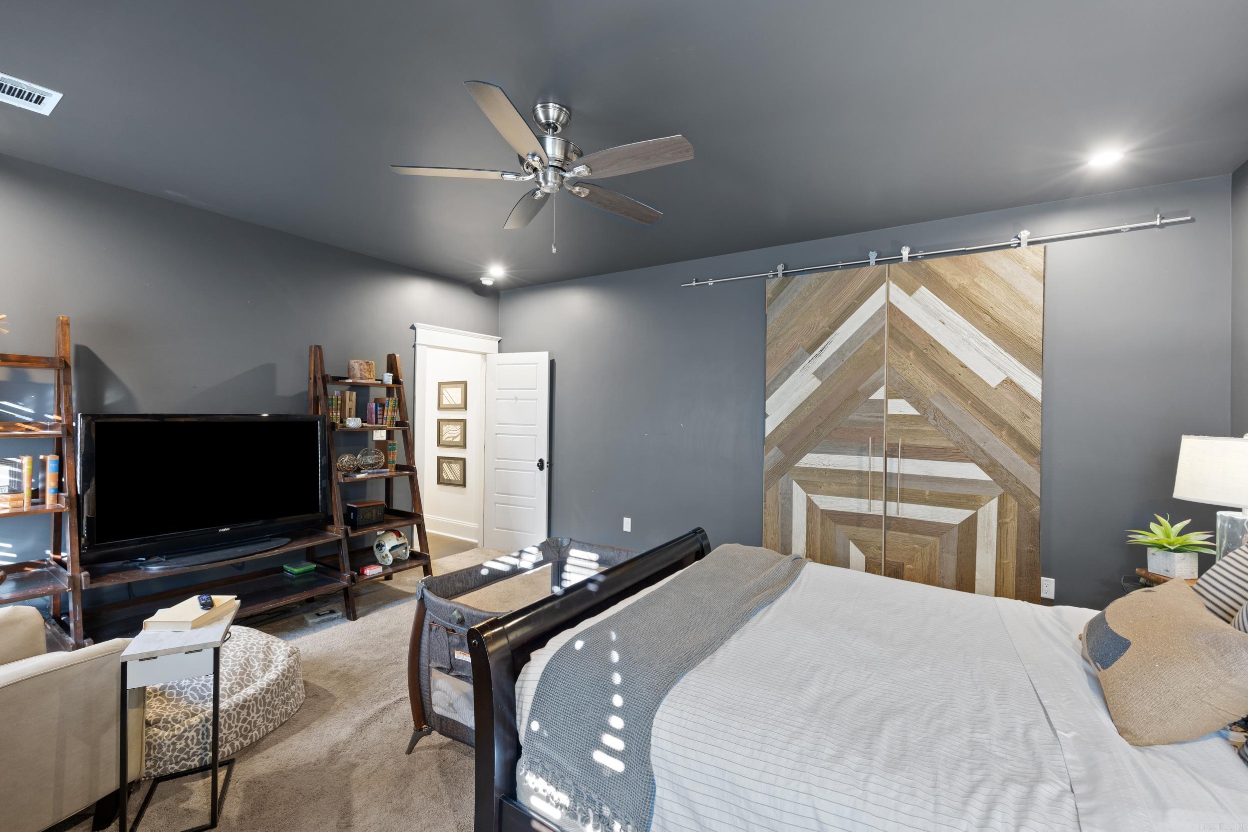 688  Bayview Circle  Knoxville, AR