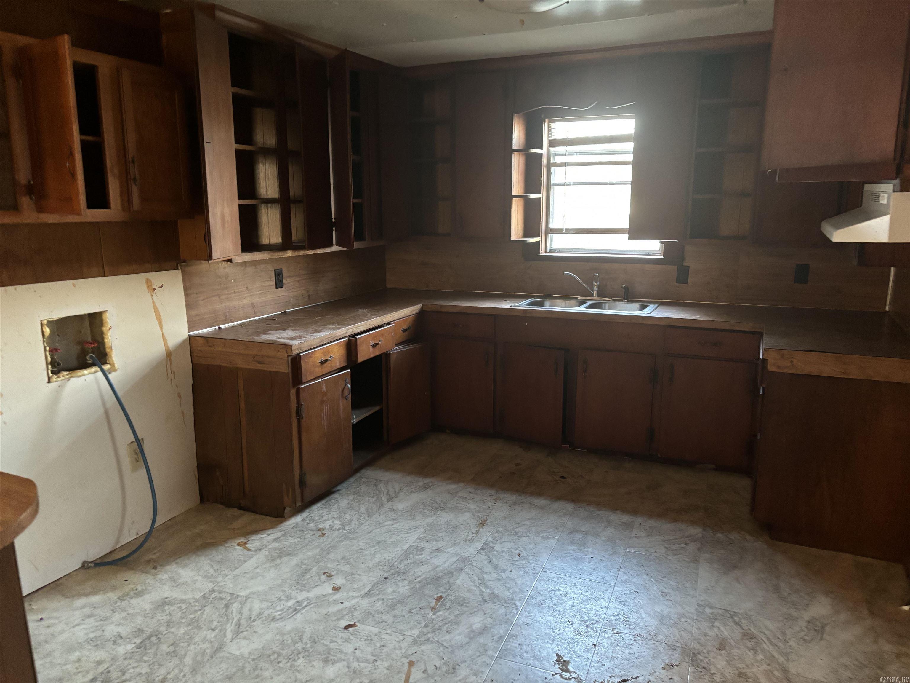 703 S Pine  Bald Knob, AR