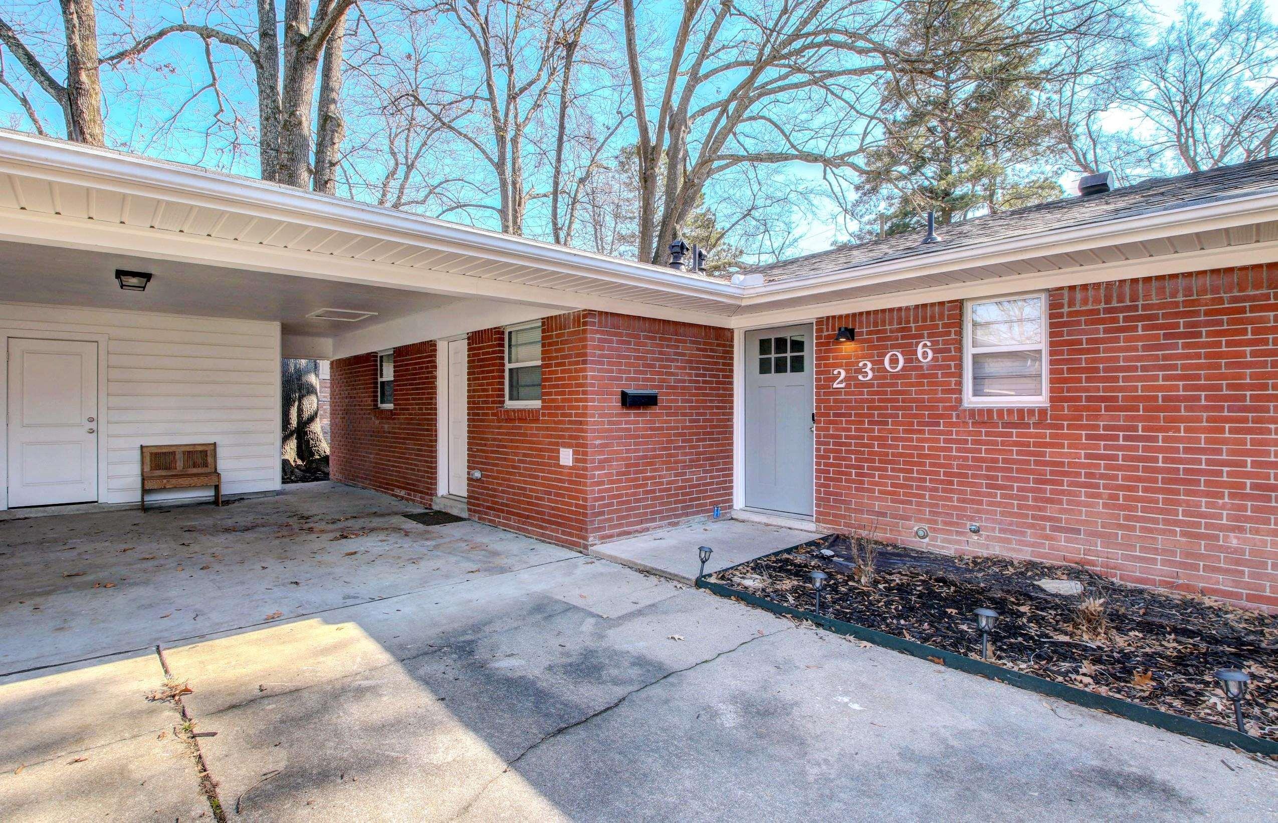 2306 W 38th  Pine Bluff, AR