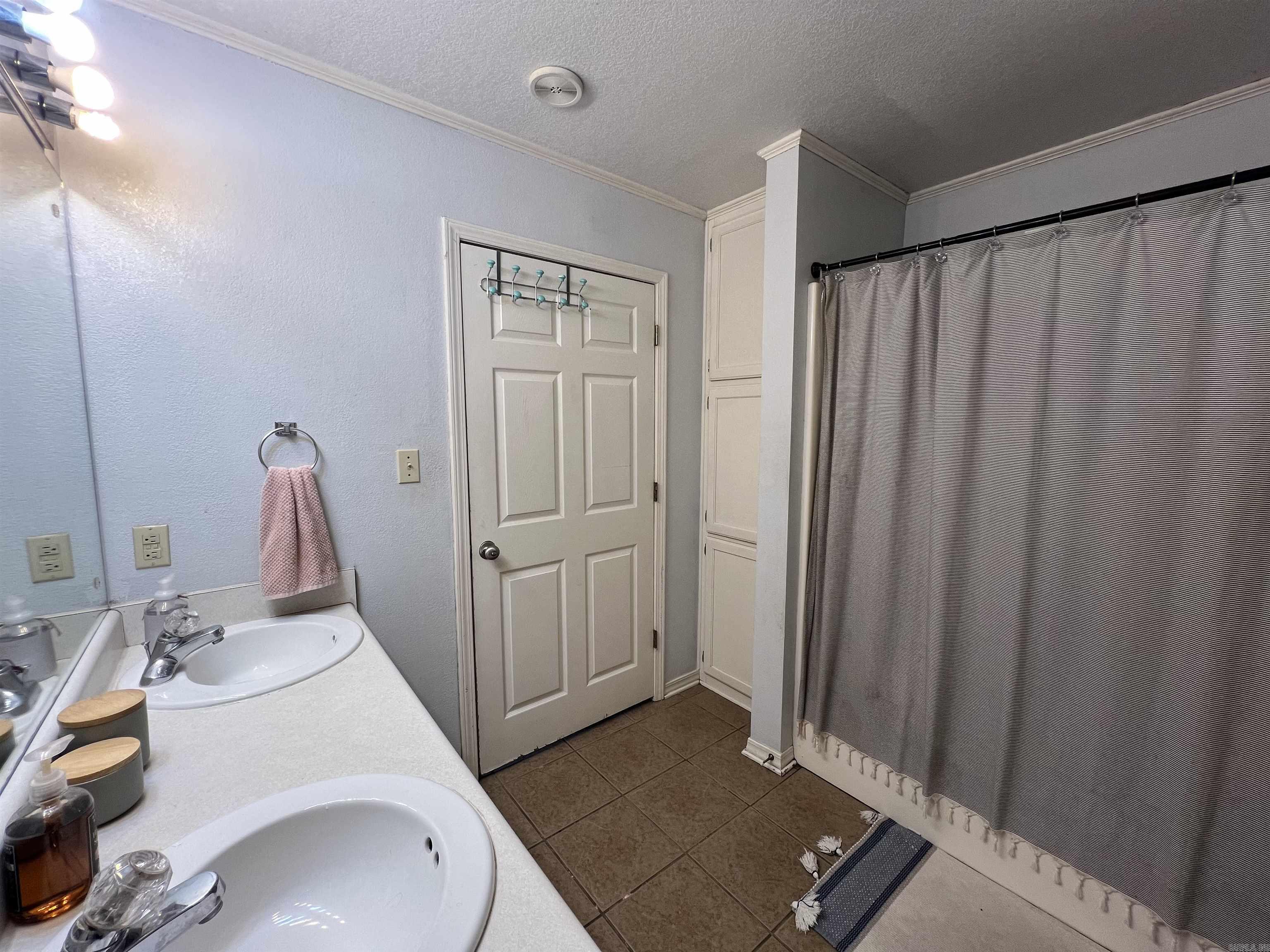 1212  Rehoboth  Searcy, AR