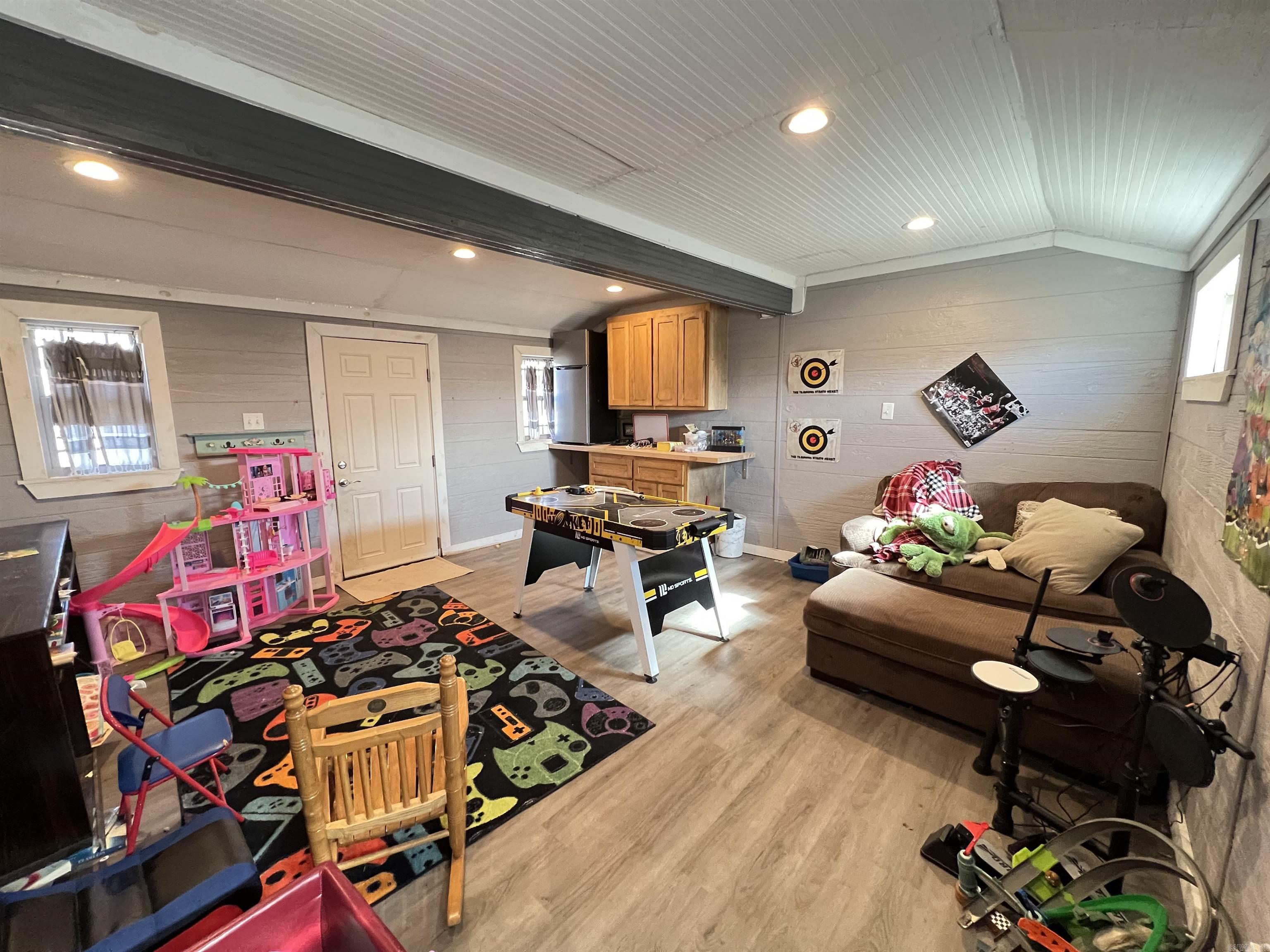 1212  Rehoboth  Searcy, AR