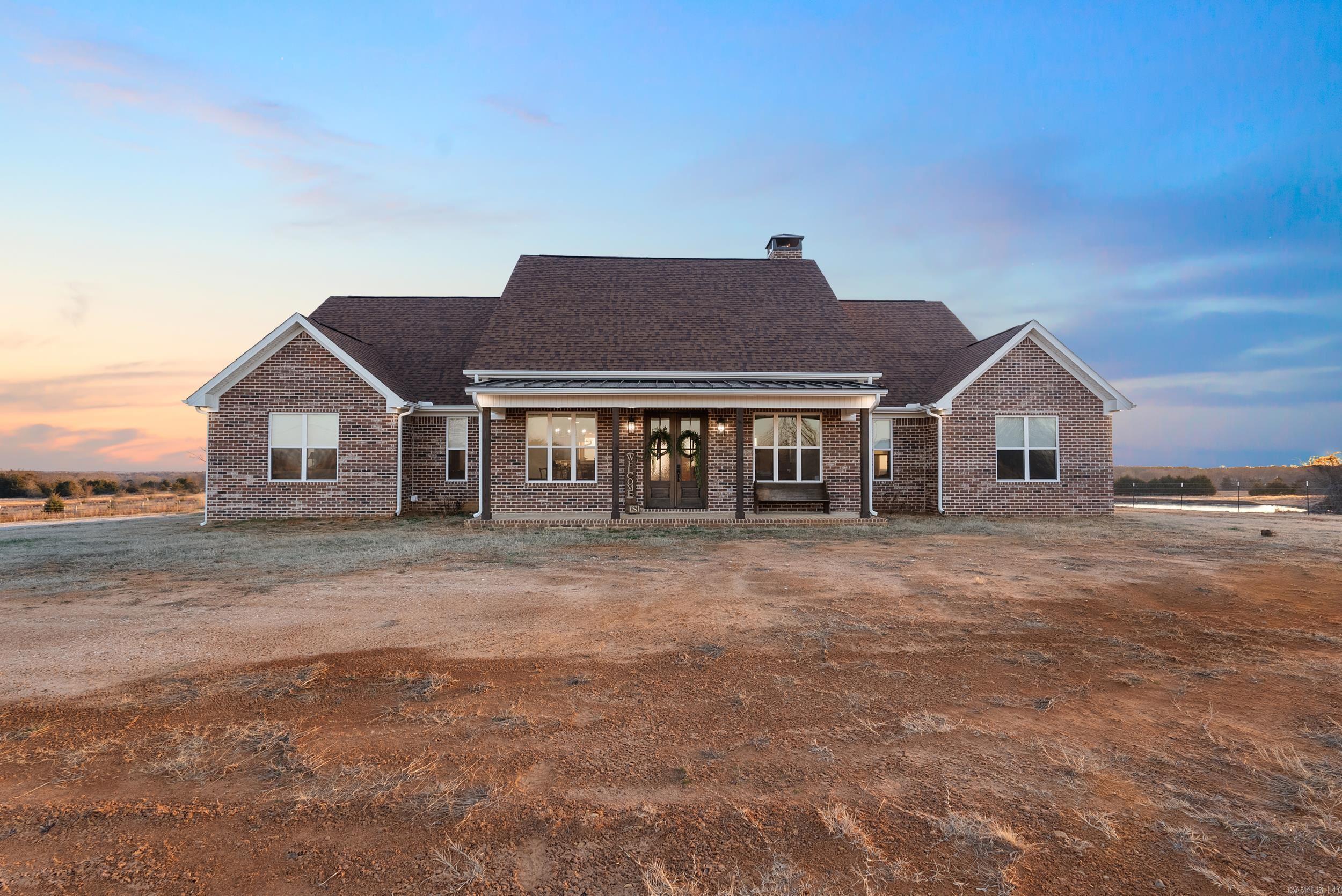 841  Blackjack Mountain Rd  Romance, AR