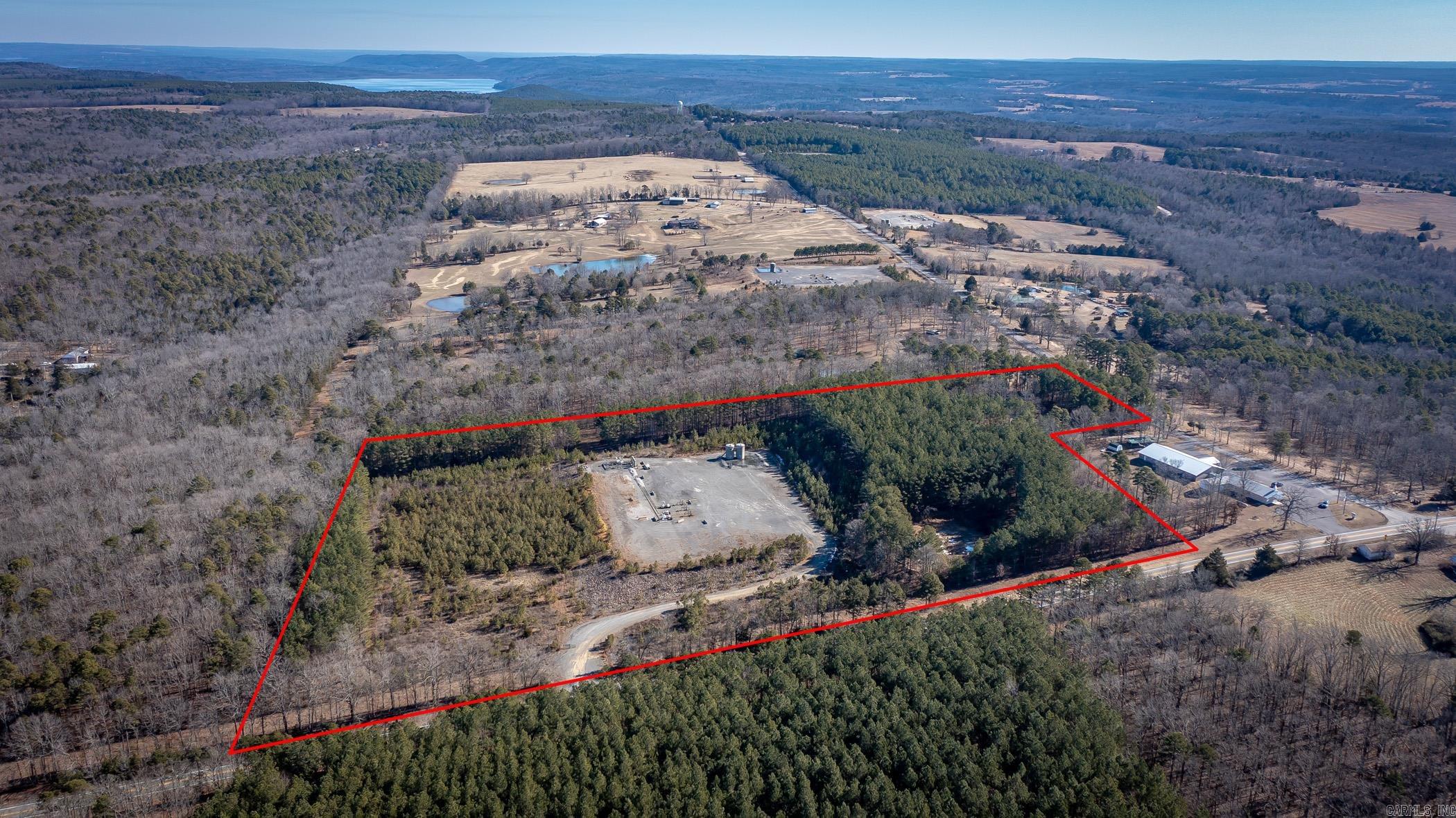 39 Crossroads E Quitman, AR 72131