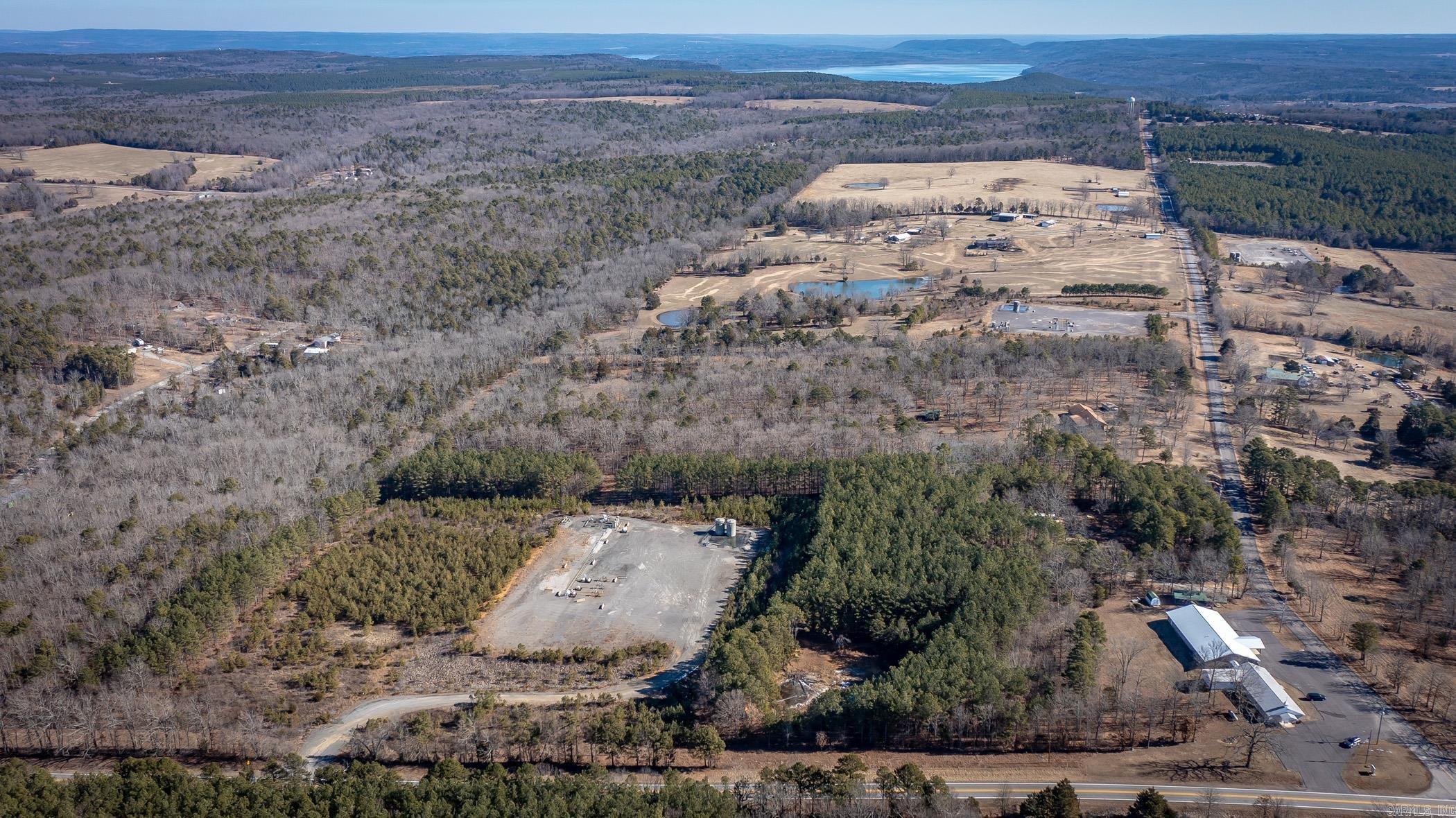 39 Crossroads E Quitman, AR 72131
