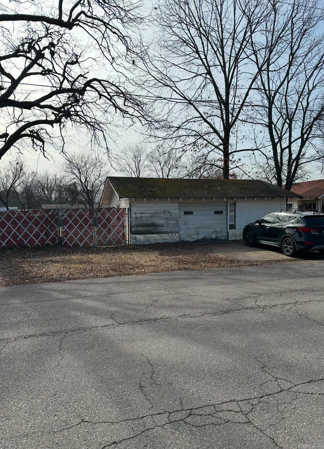 801 S Market  Benton, AR