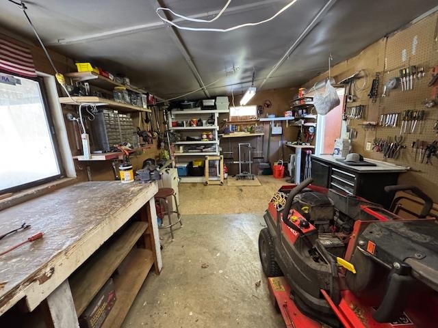 2703 South Shore Drive Horseshoe Bend, AR 72512