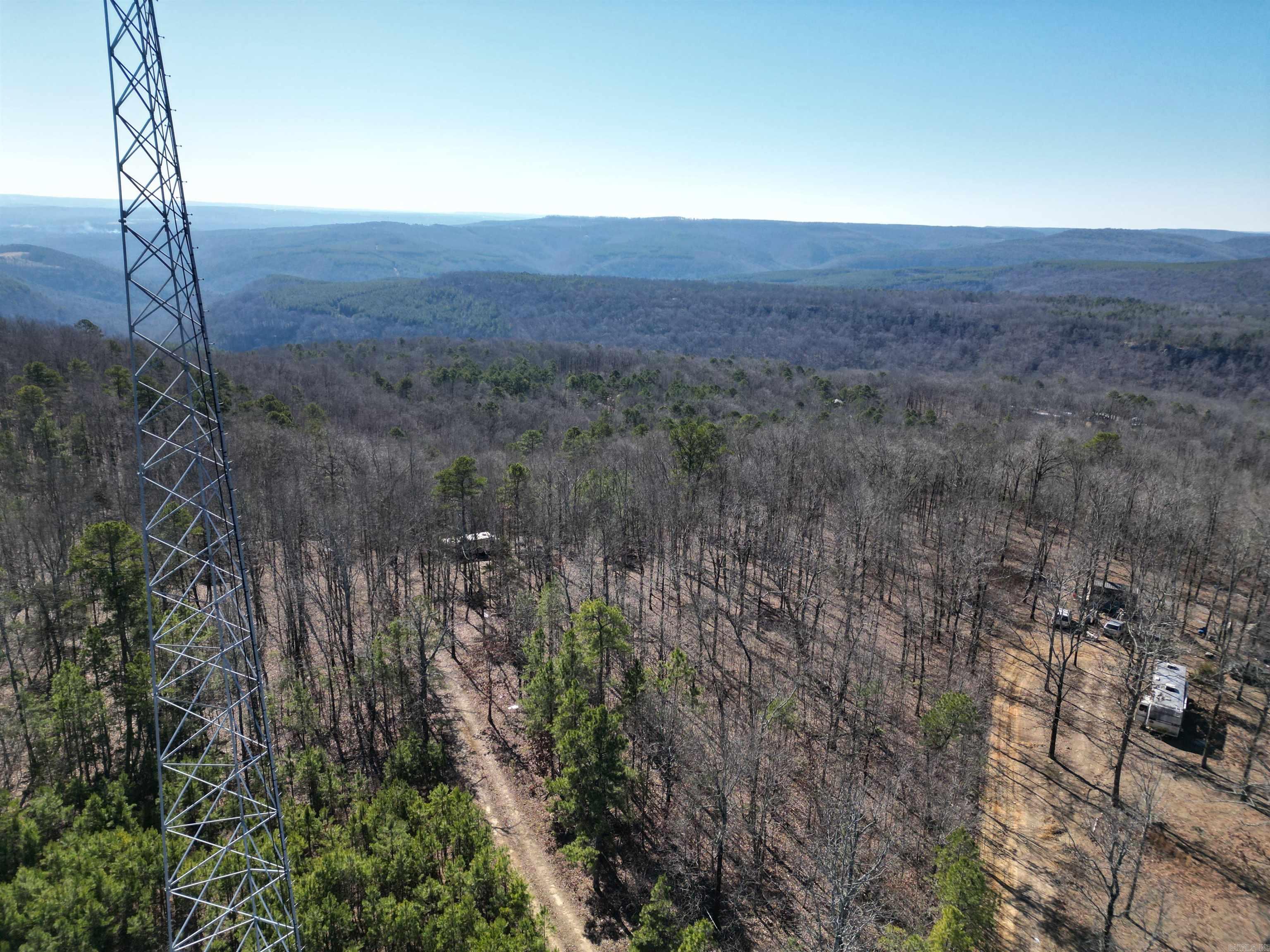 716  Eagle View  Clinton, AR