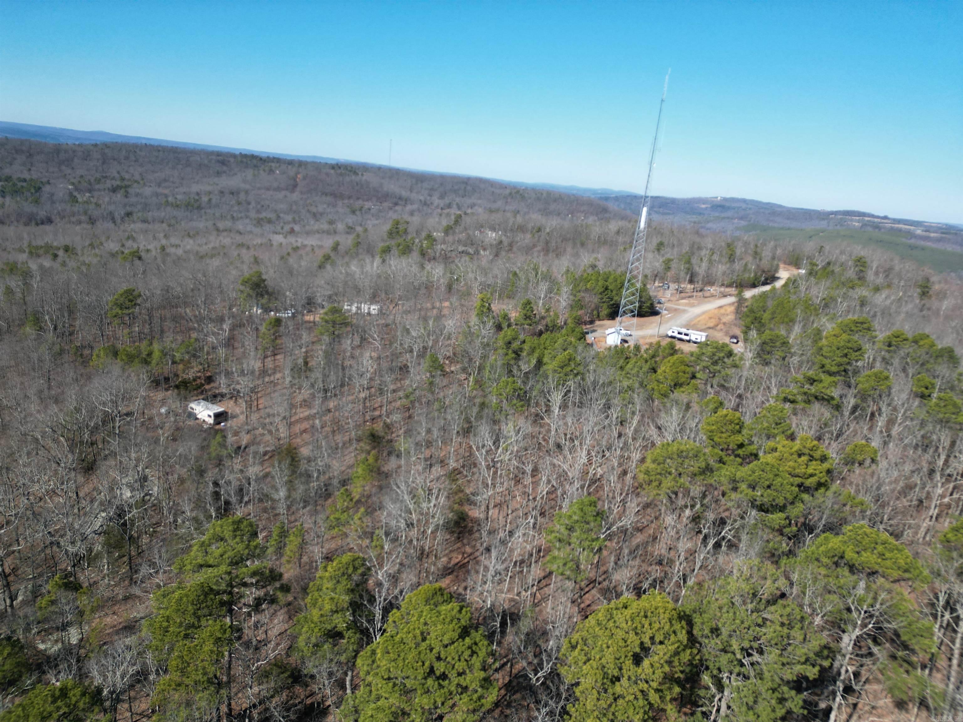 716  Eagle View  Clinton, AR