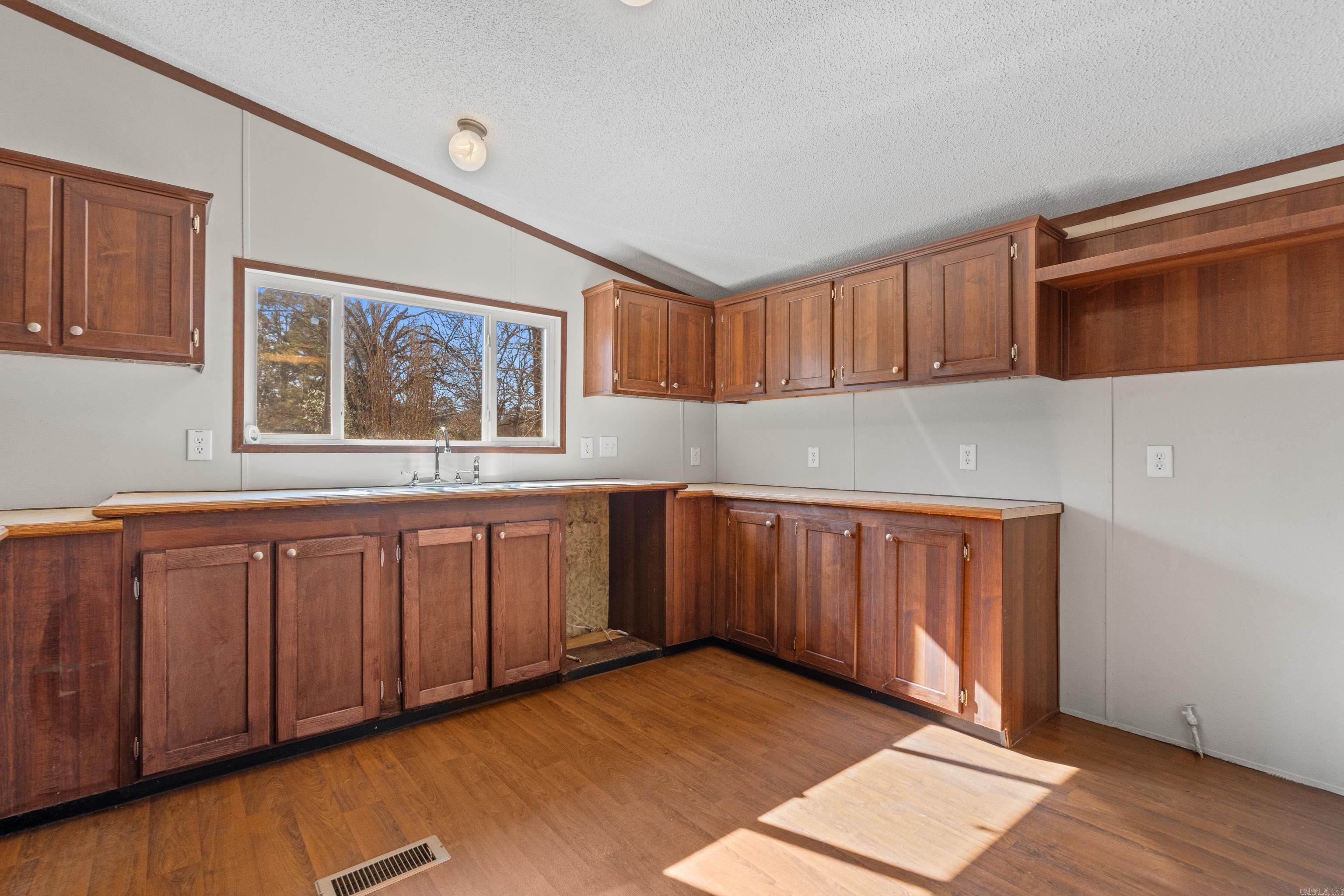 18100  Pheasant  Little Rock, AR