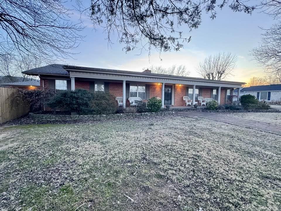 211  Service Street  Mountain View, AR