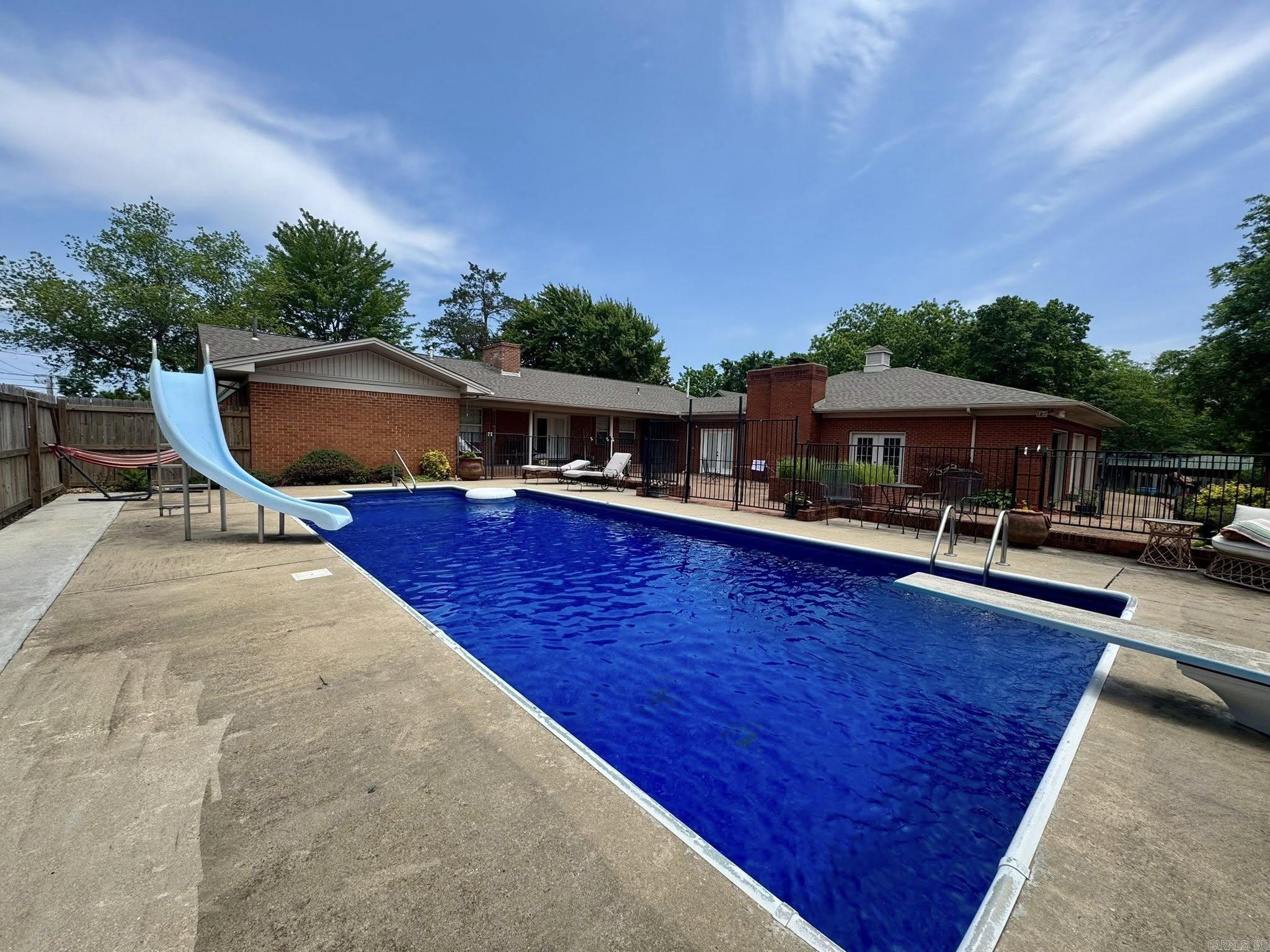 211  Service Street  Mountain View, AR