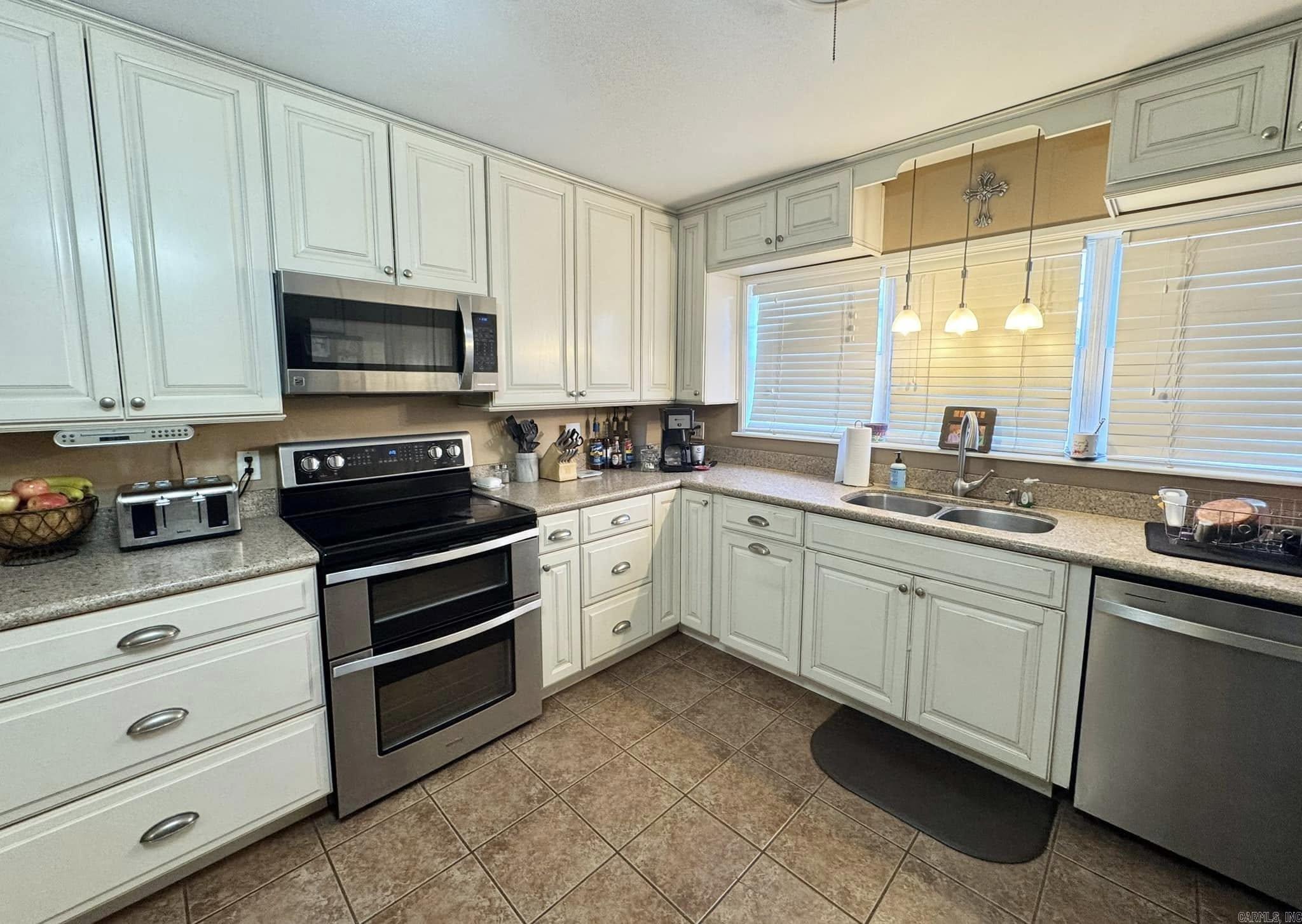 211  Service Street  Mountain View, AR