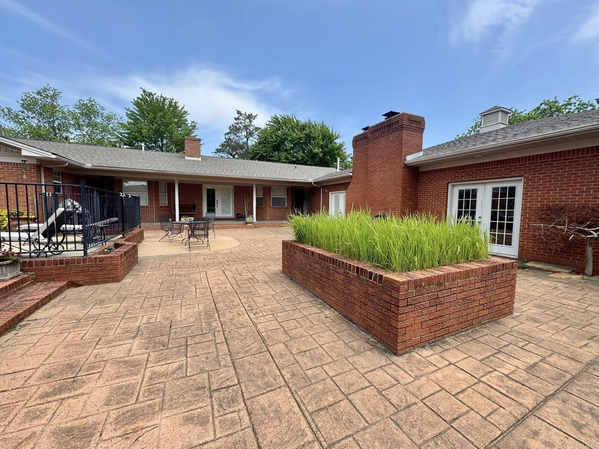 211  Service Street  Mountain View, AR