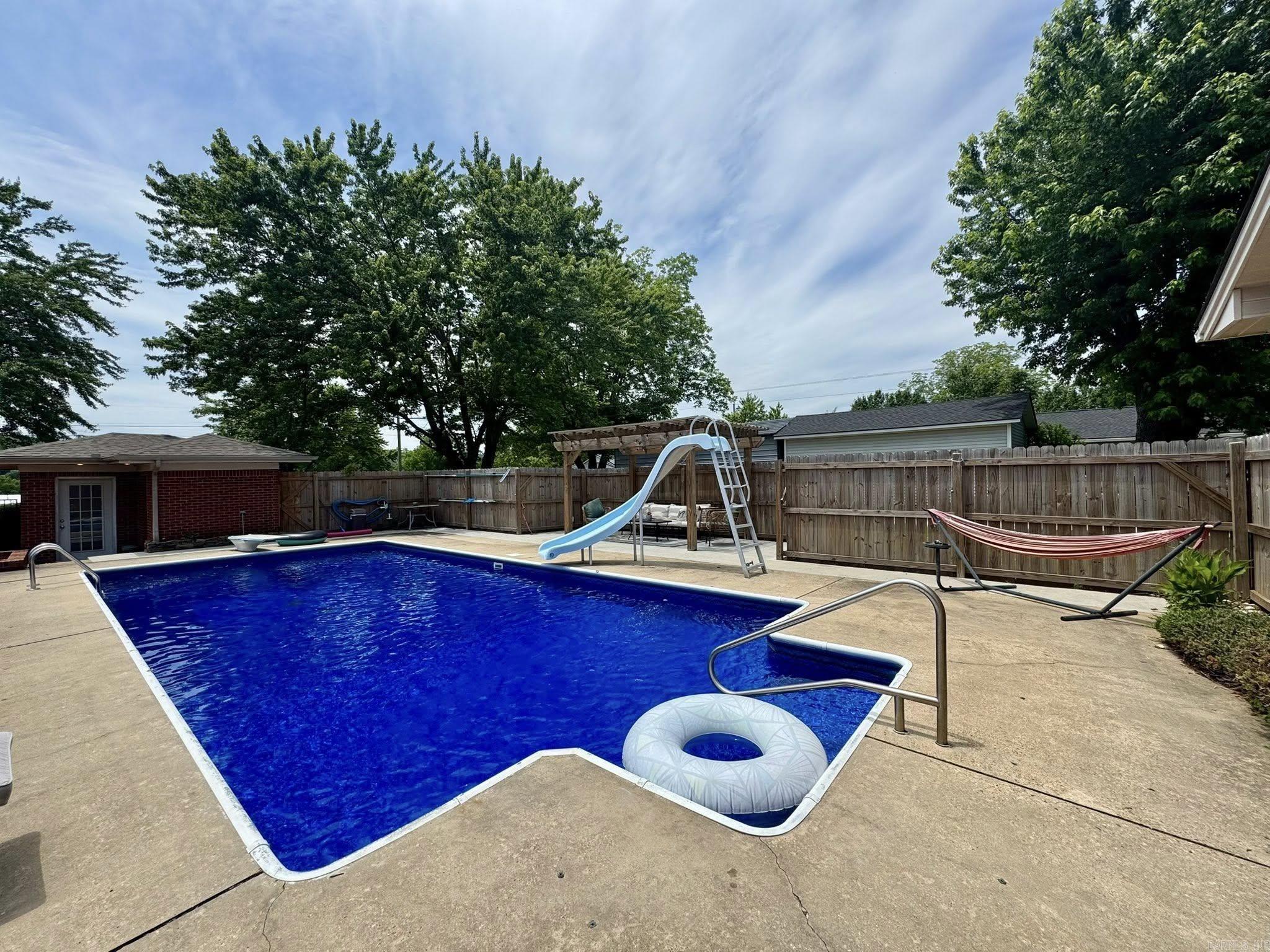 211  Service Street  Mountain View, AR