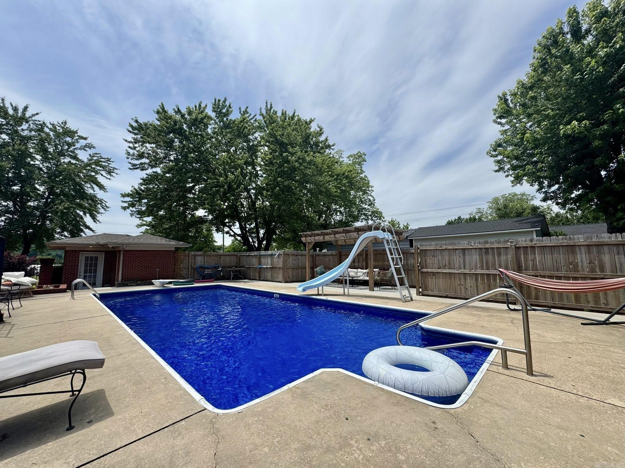 211  Service Street  Mountain View, AR