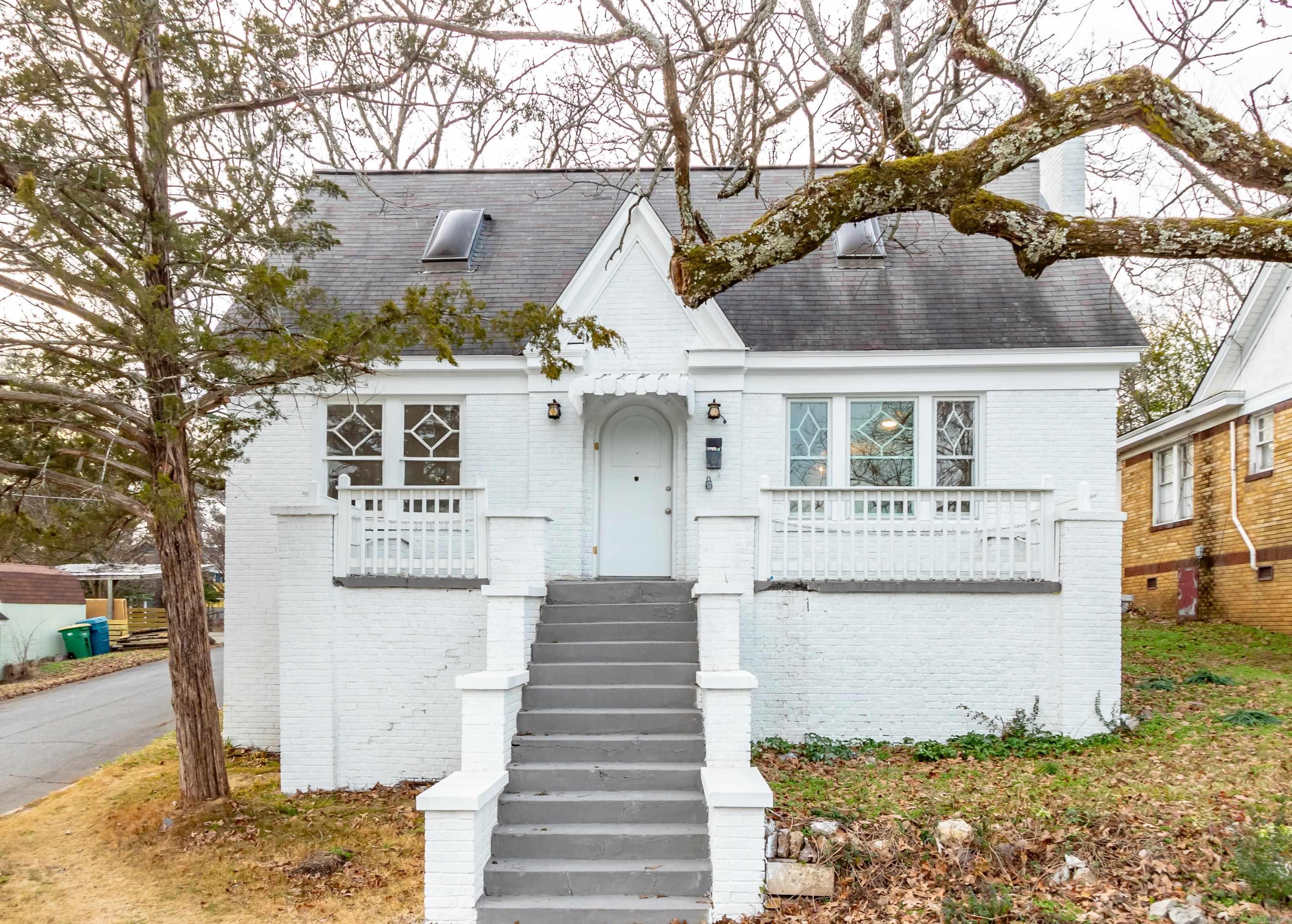 300 N Schiller  Little Rock, AR