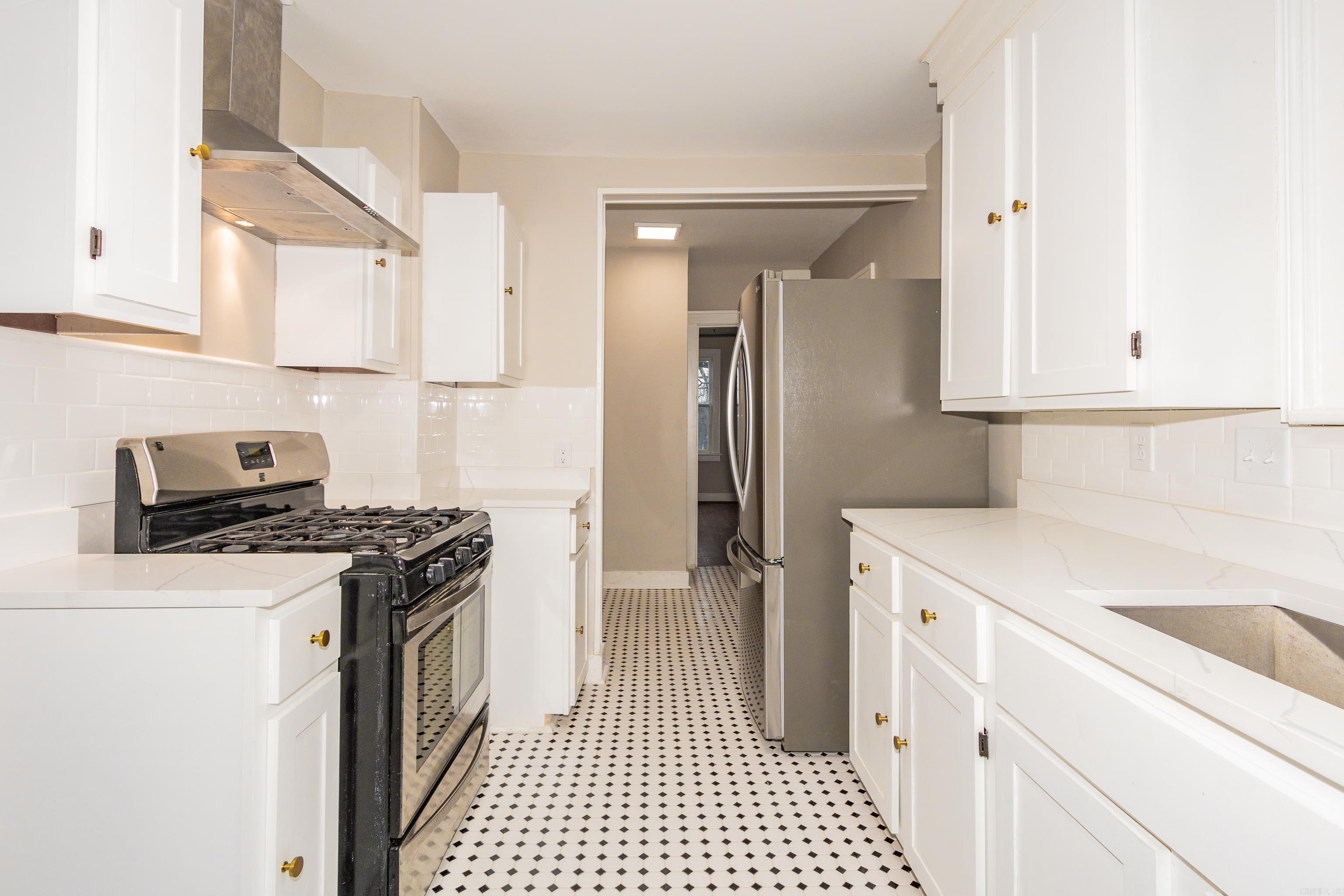 300 N Schiller  Little Rock, AR