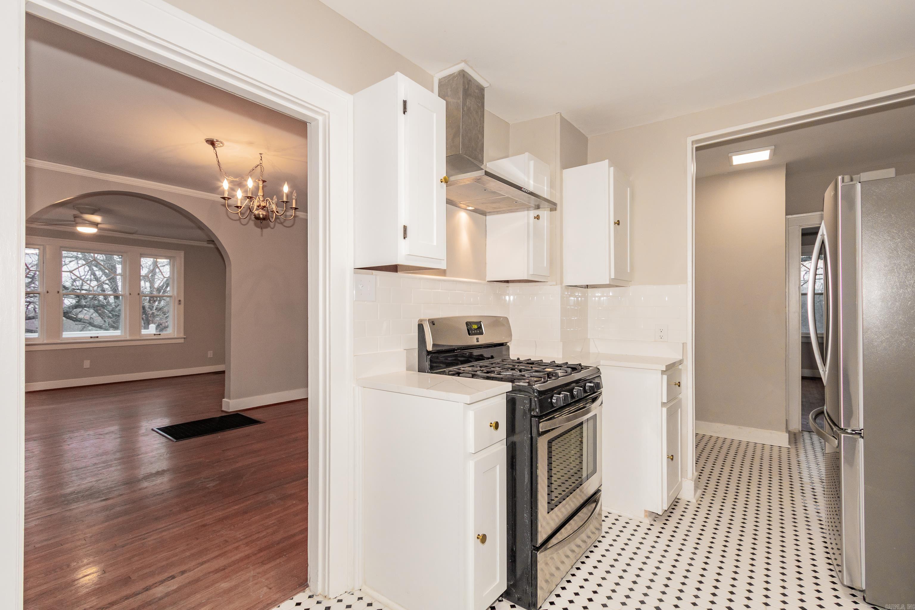 300 N Schiller  Little Rock, AR