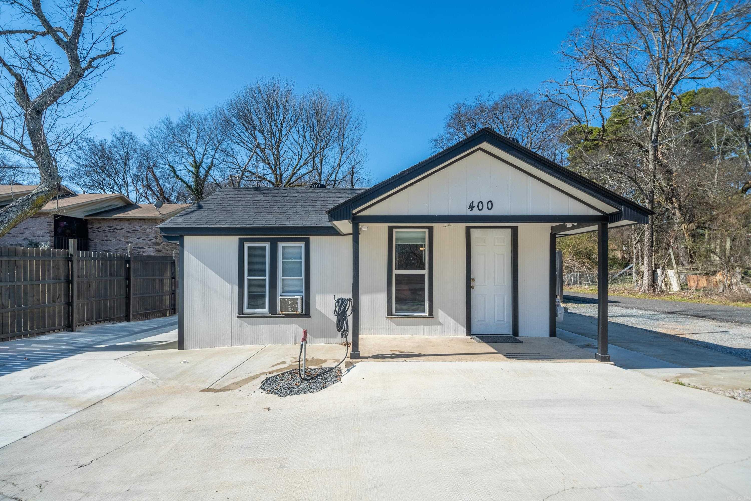 400  Wynn  Hot Springs, AR