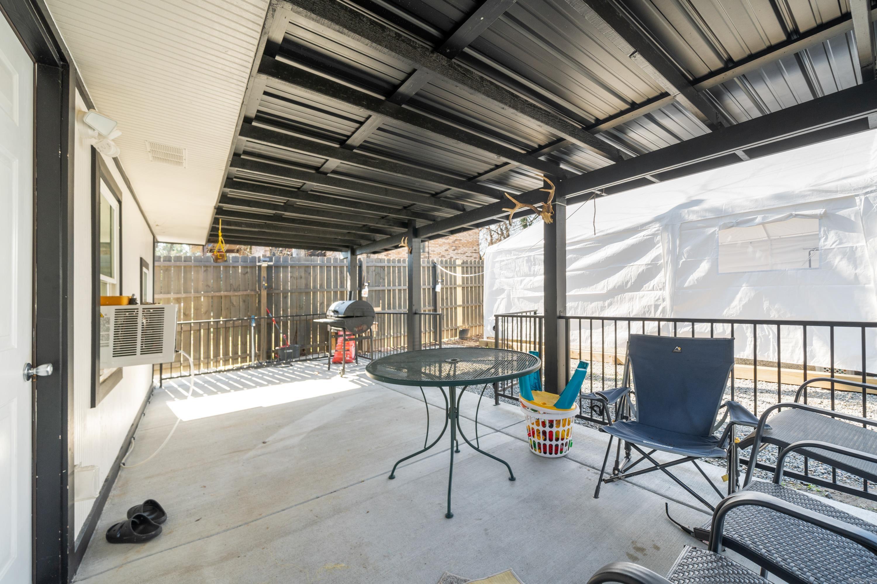 400  Wynn  Hot Springs, AR