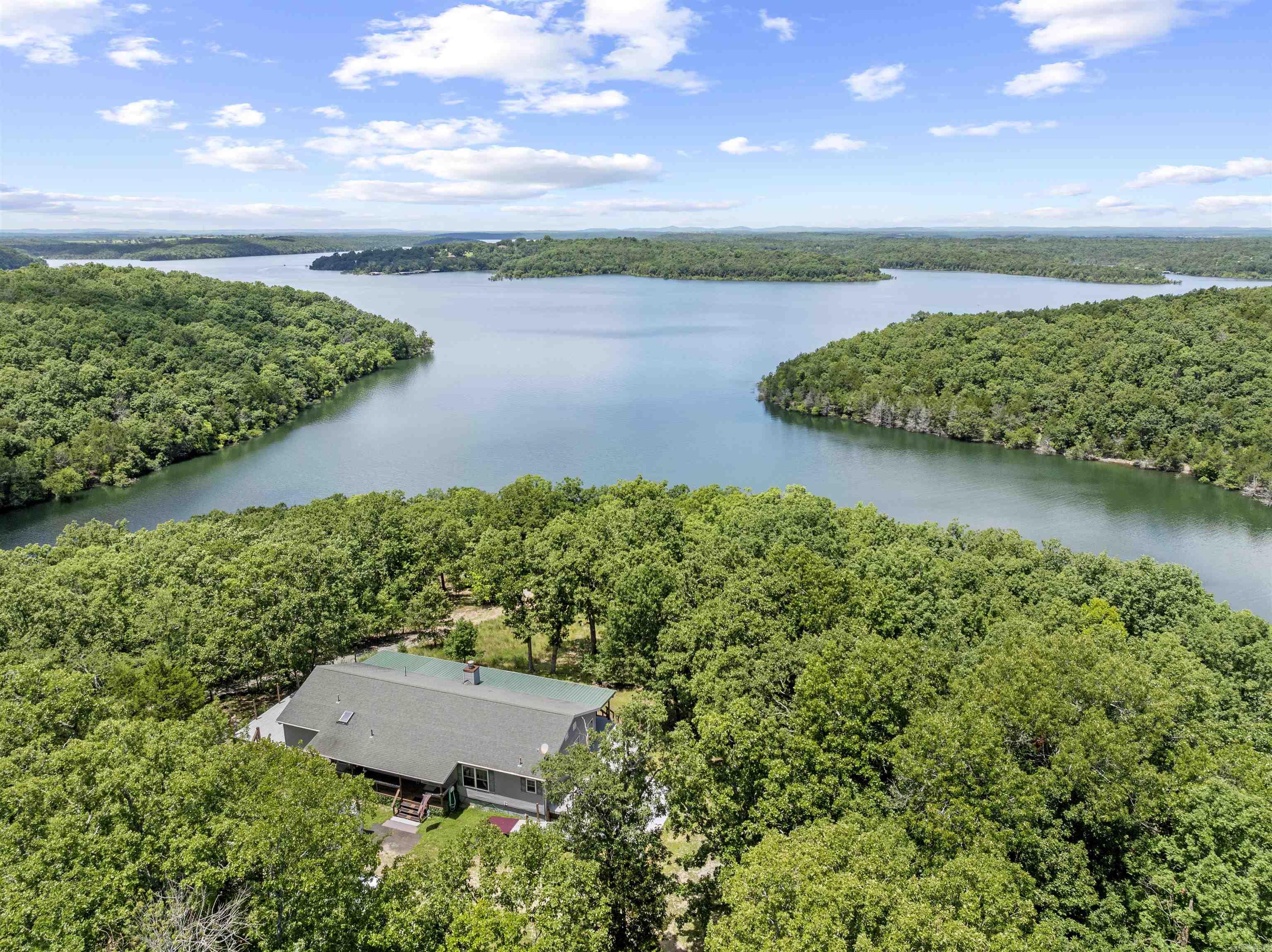 331 Margaritaville Lane Yellville, AR 72687