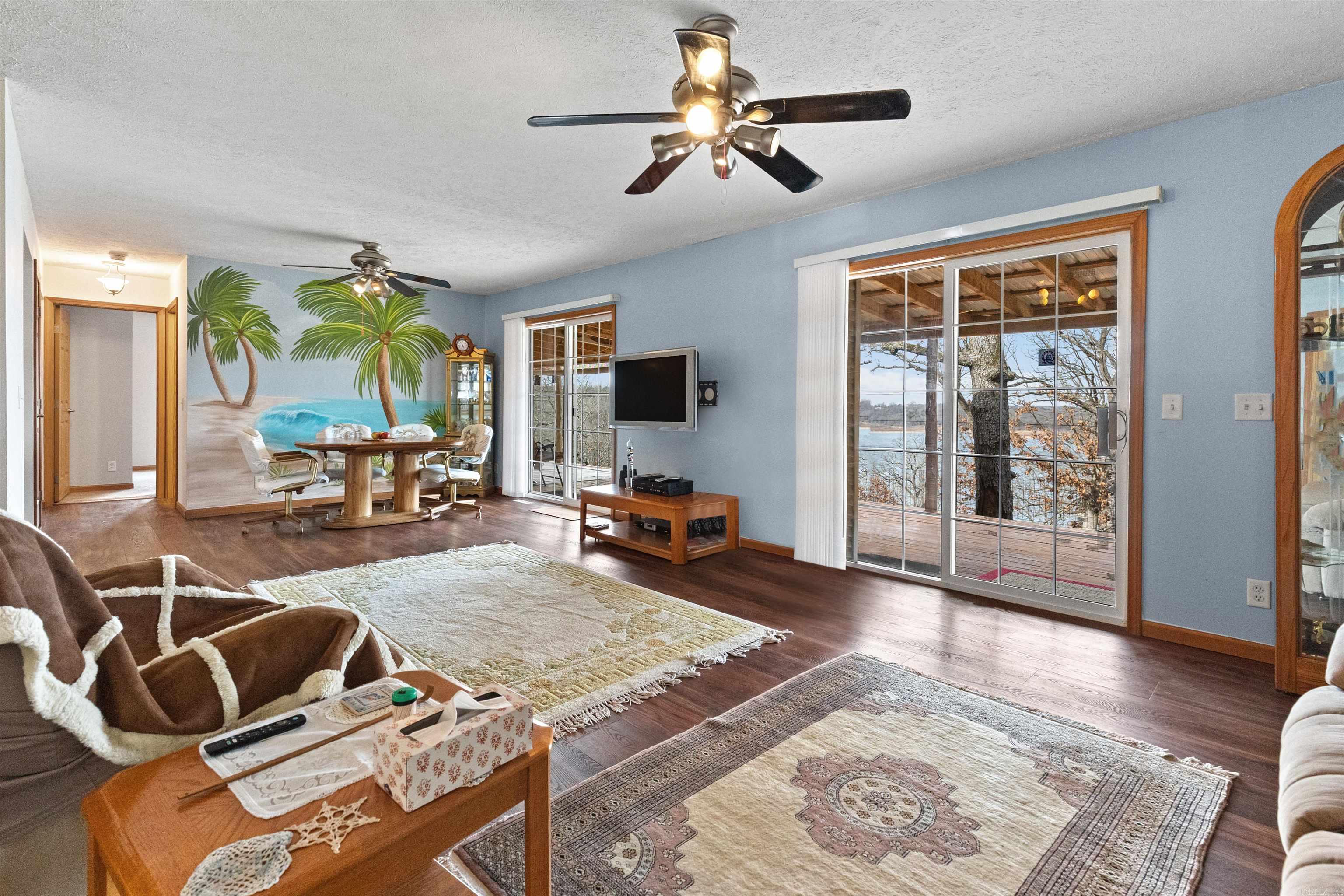 331  Margaritaville  Yellville, AR