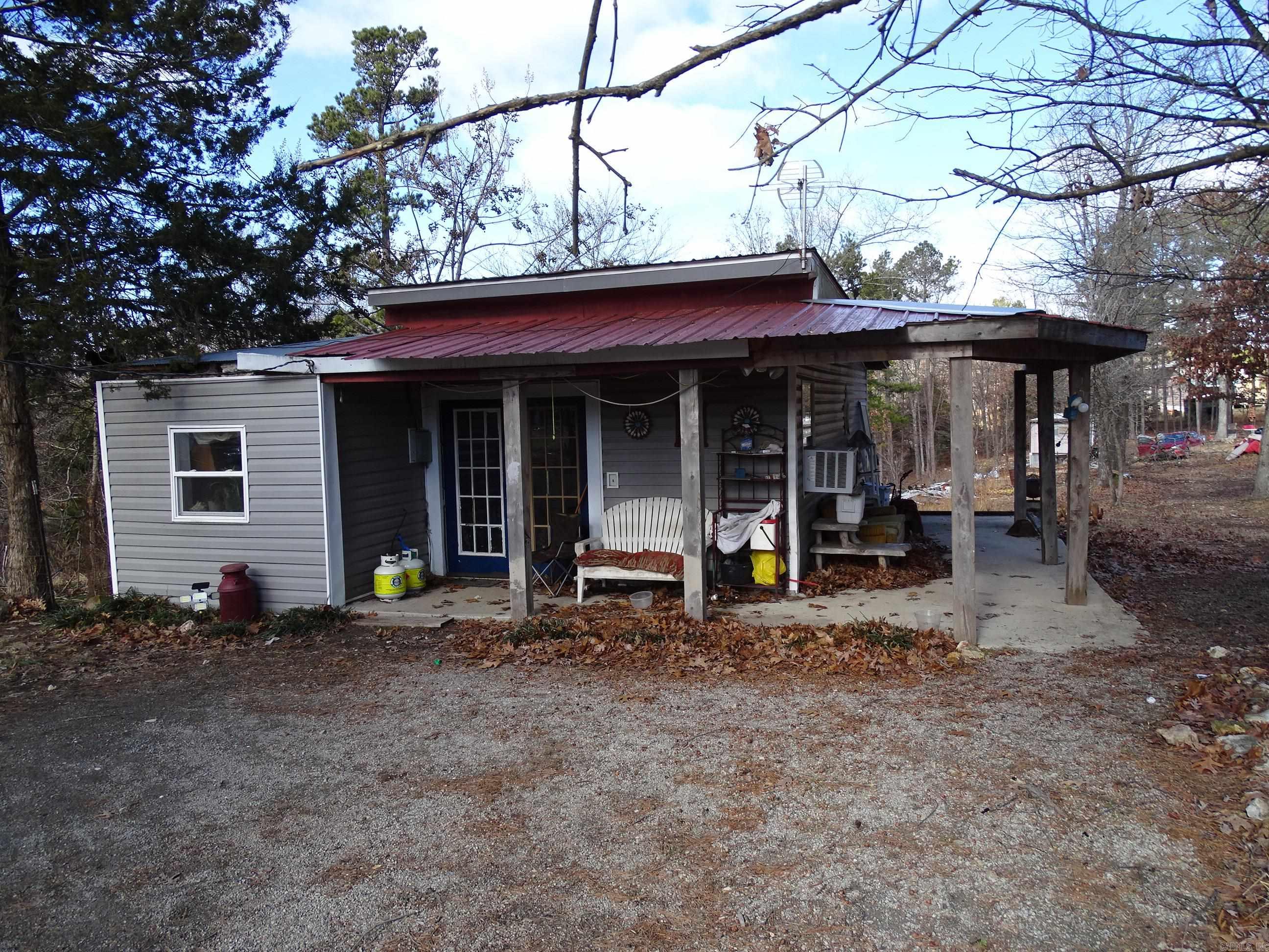 1163  Fee Hollow  Yellville, AR