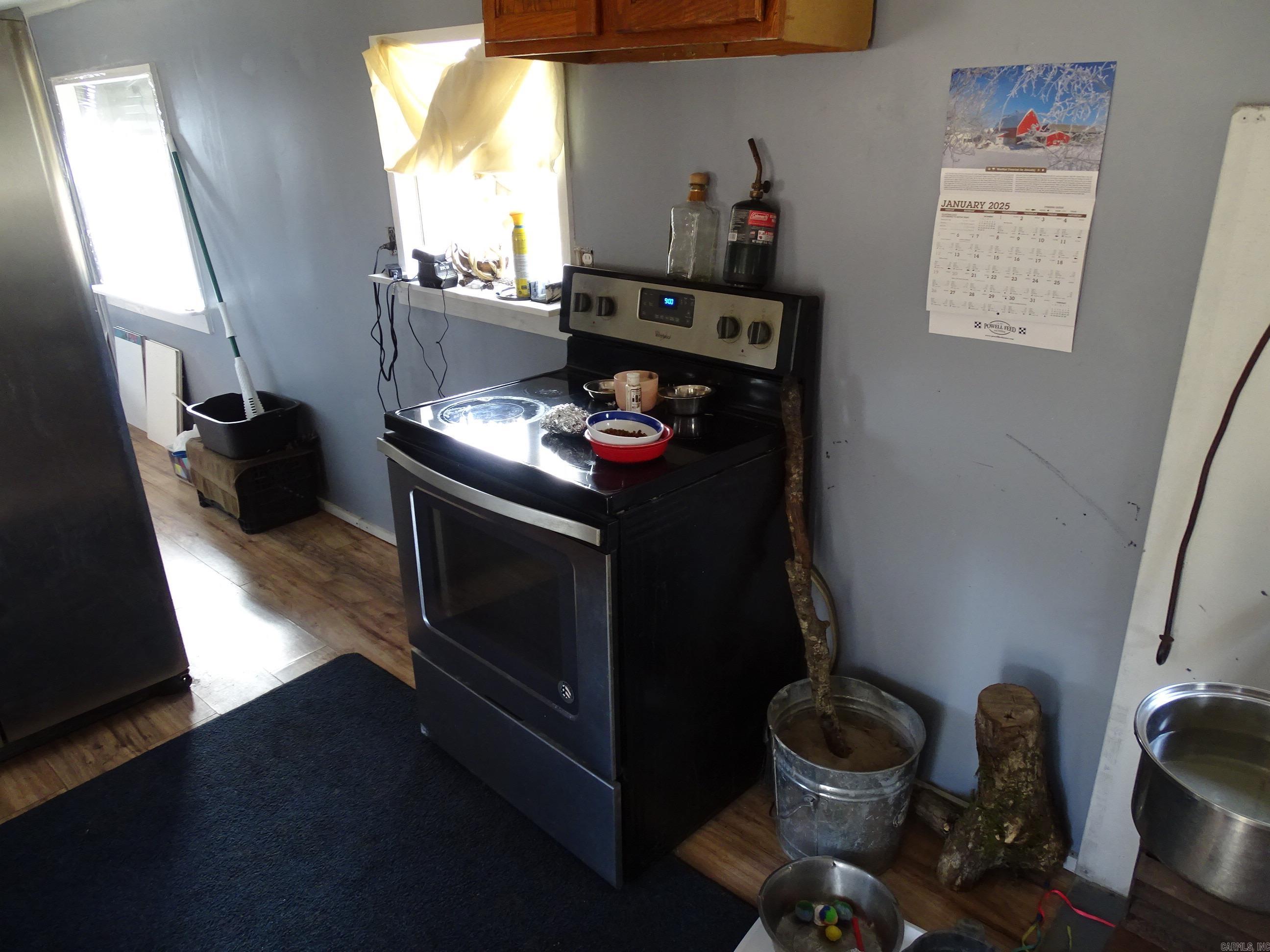 1163  Fee Hollow  Yellville, AR