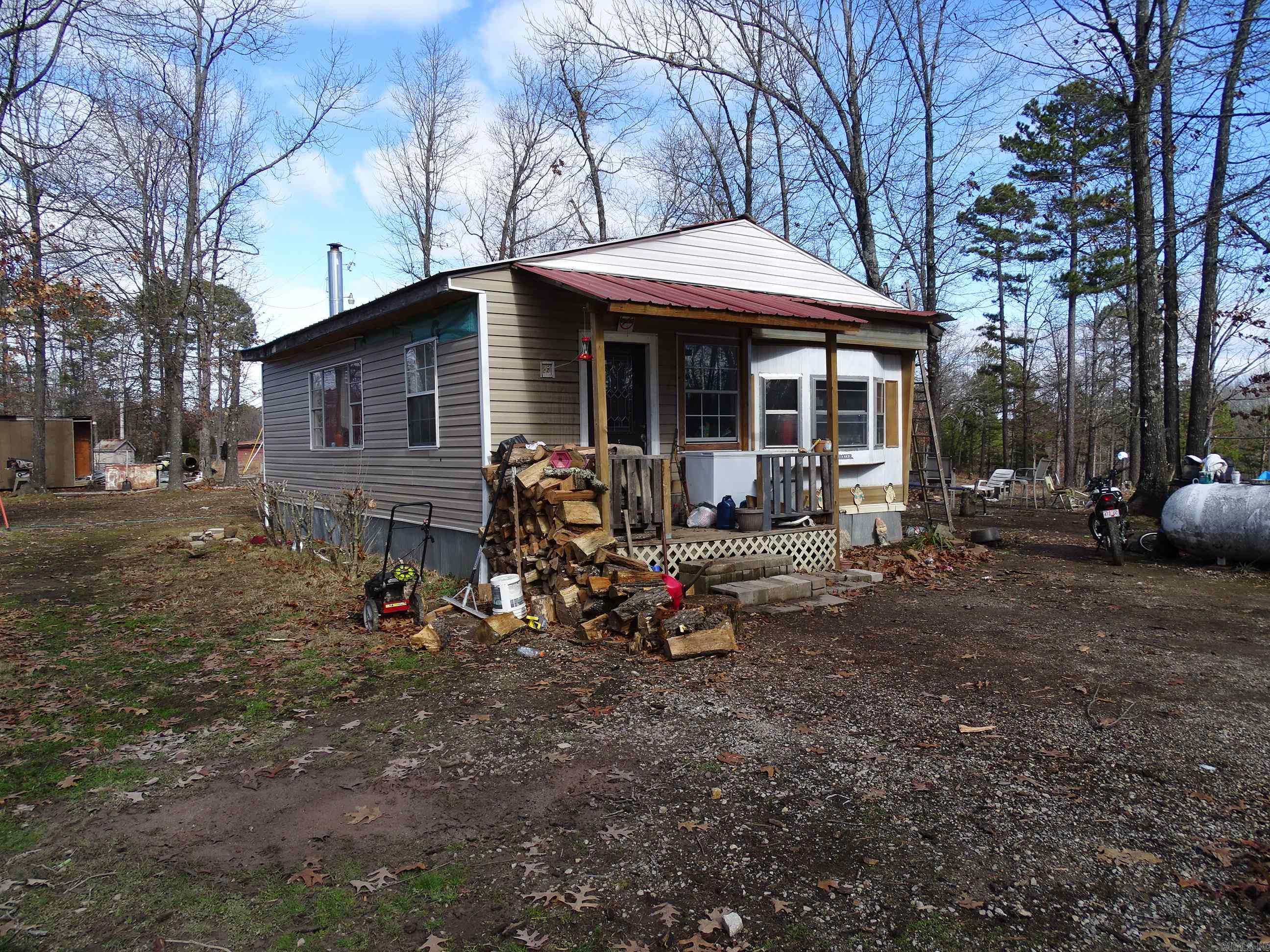 1163  Fee Hollow  Yellville, AR