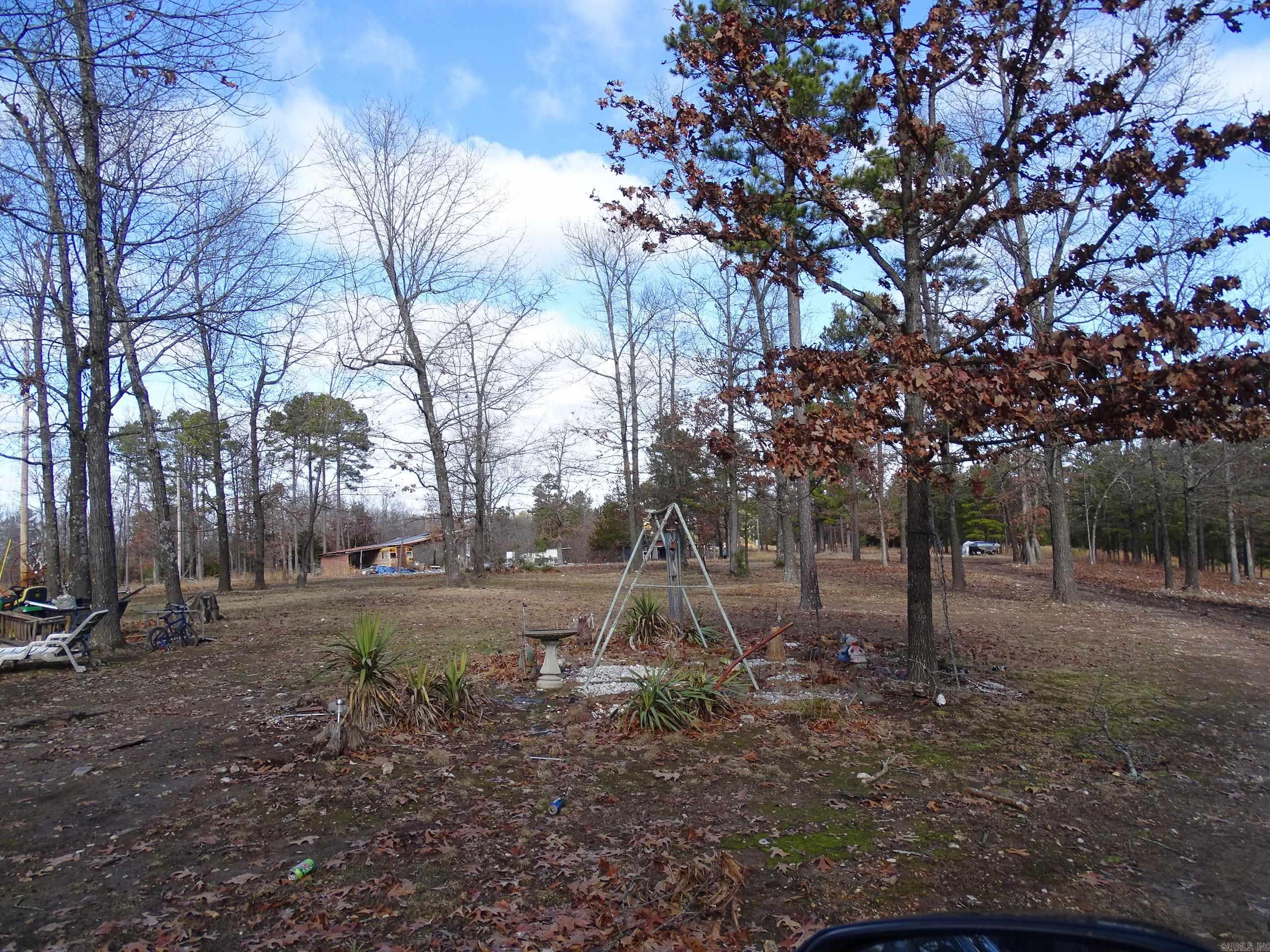 1163  Fee Hollow  Yellville, AR