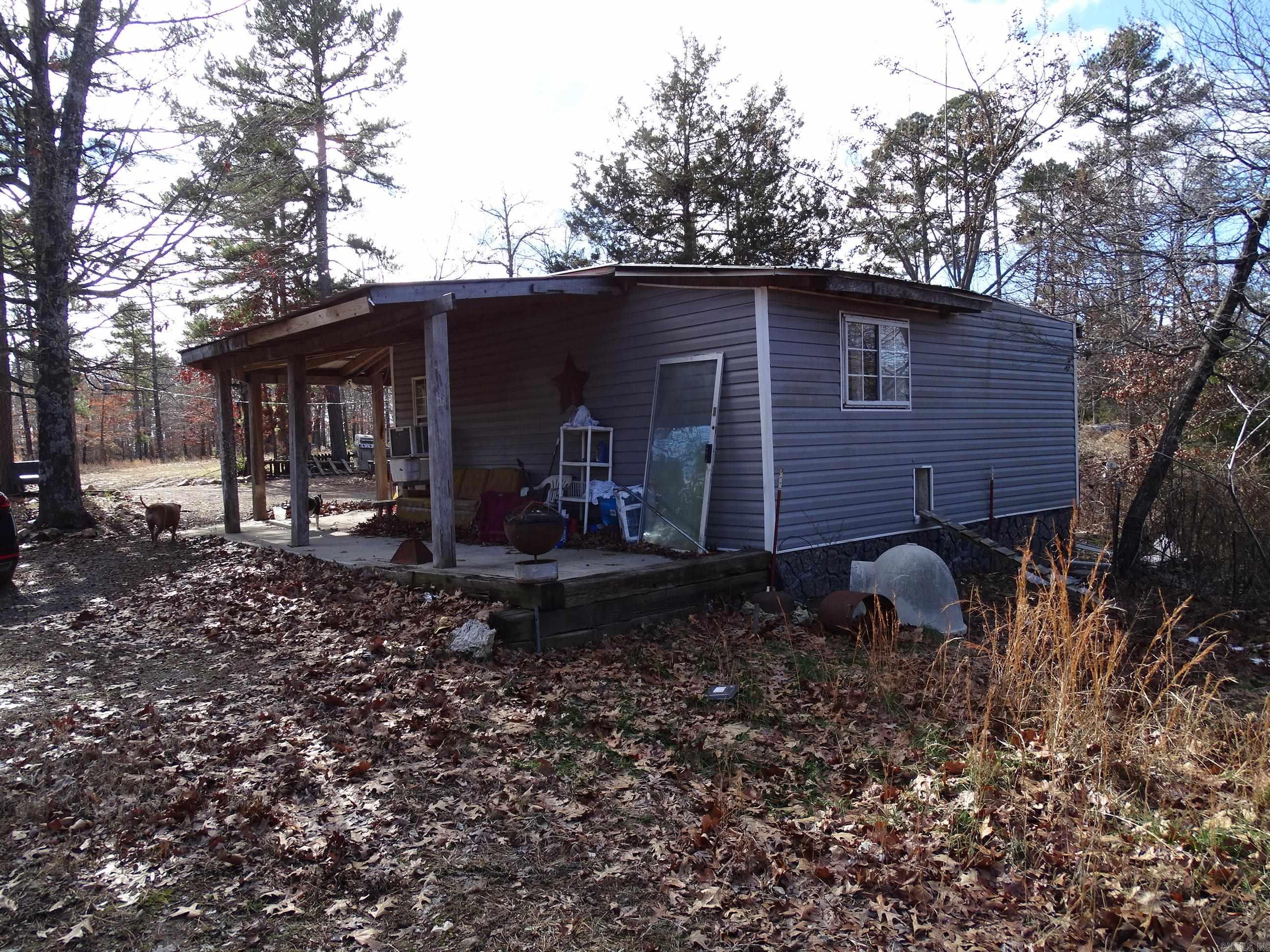 1163  Fee Hollow  Yellville, AR