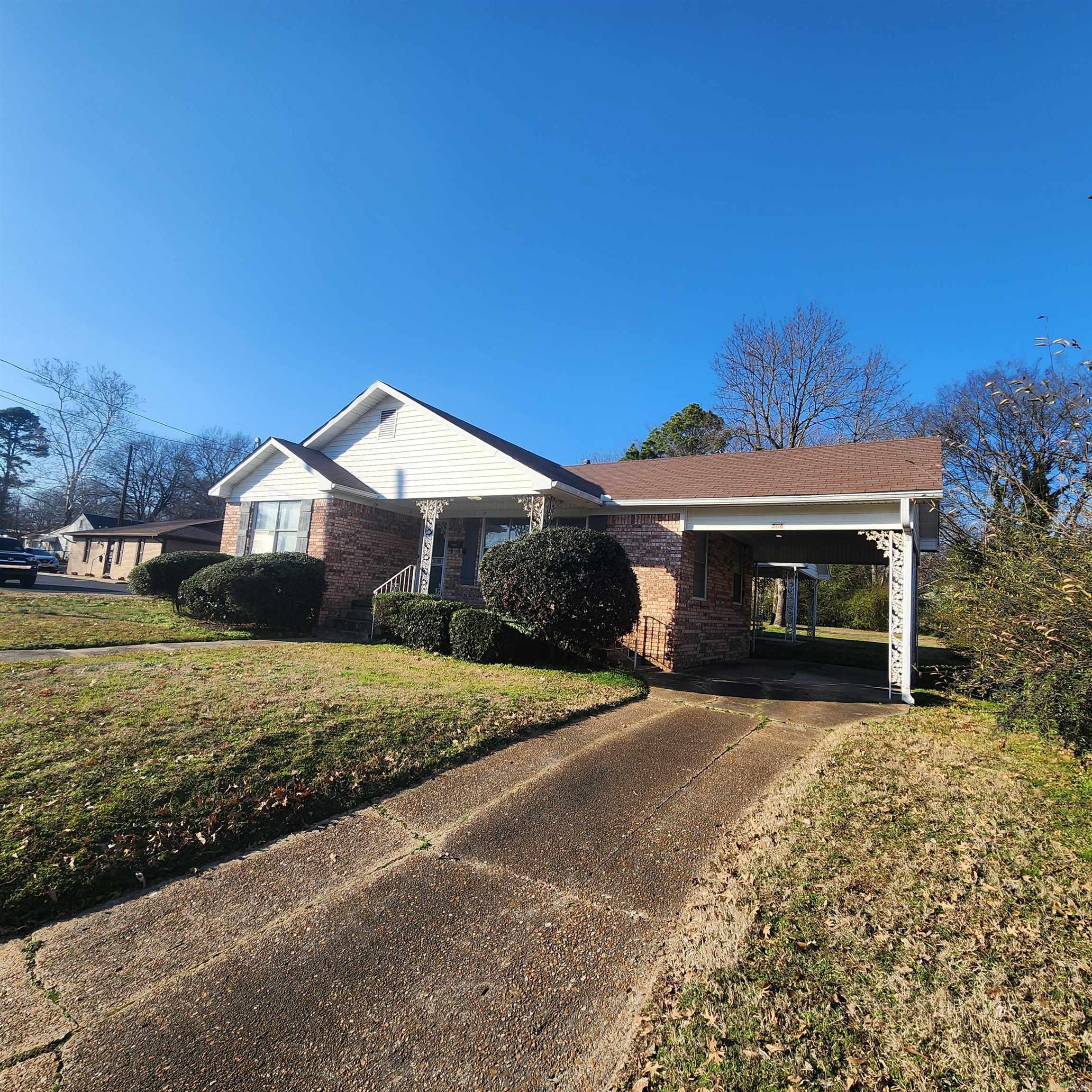 506 W Pleasure  Searcy, AR