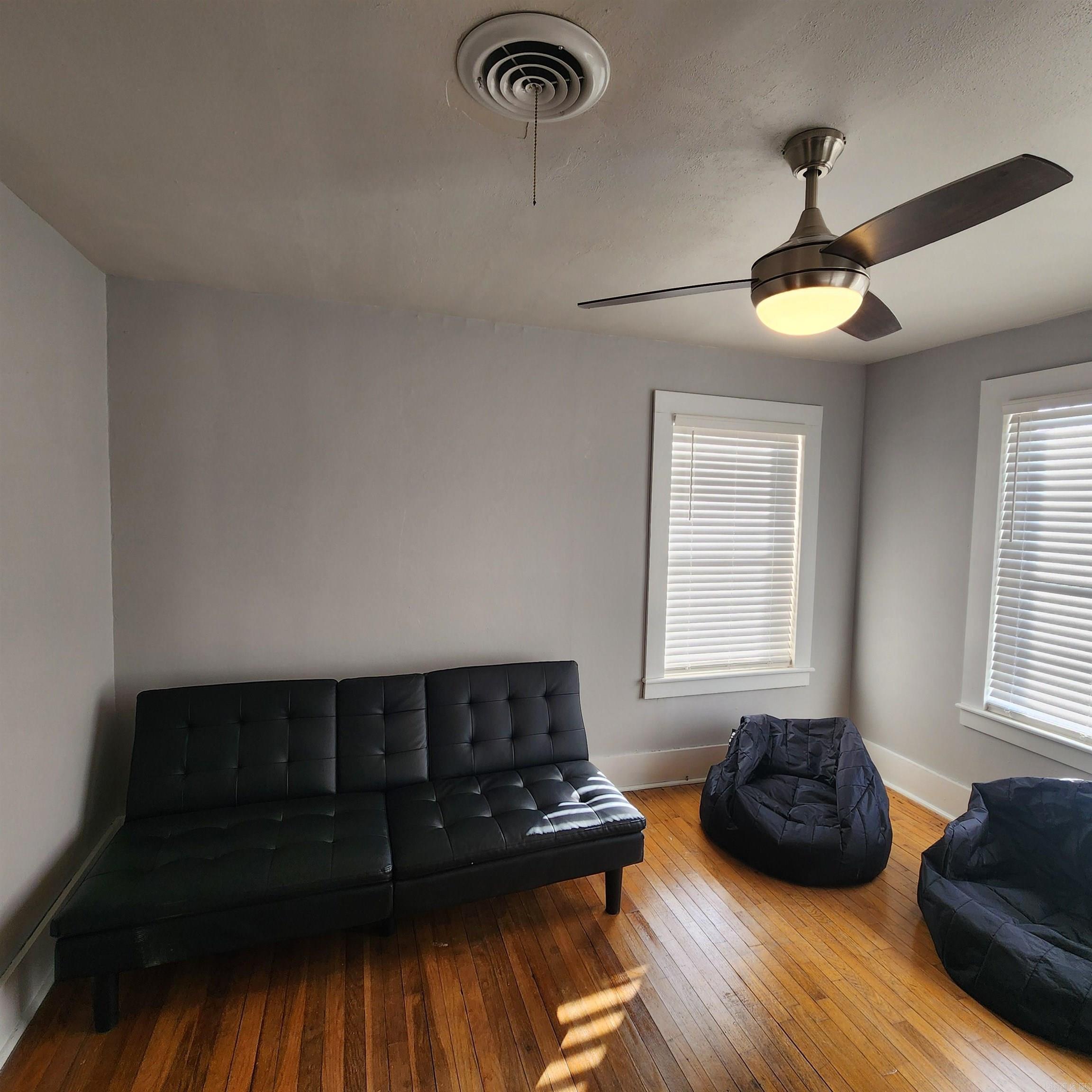506 W Pleasure  Searcy, AR