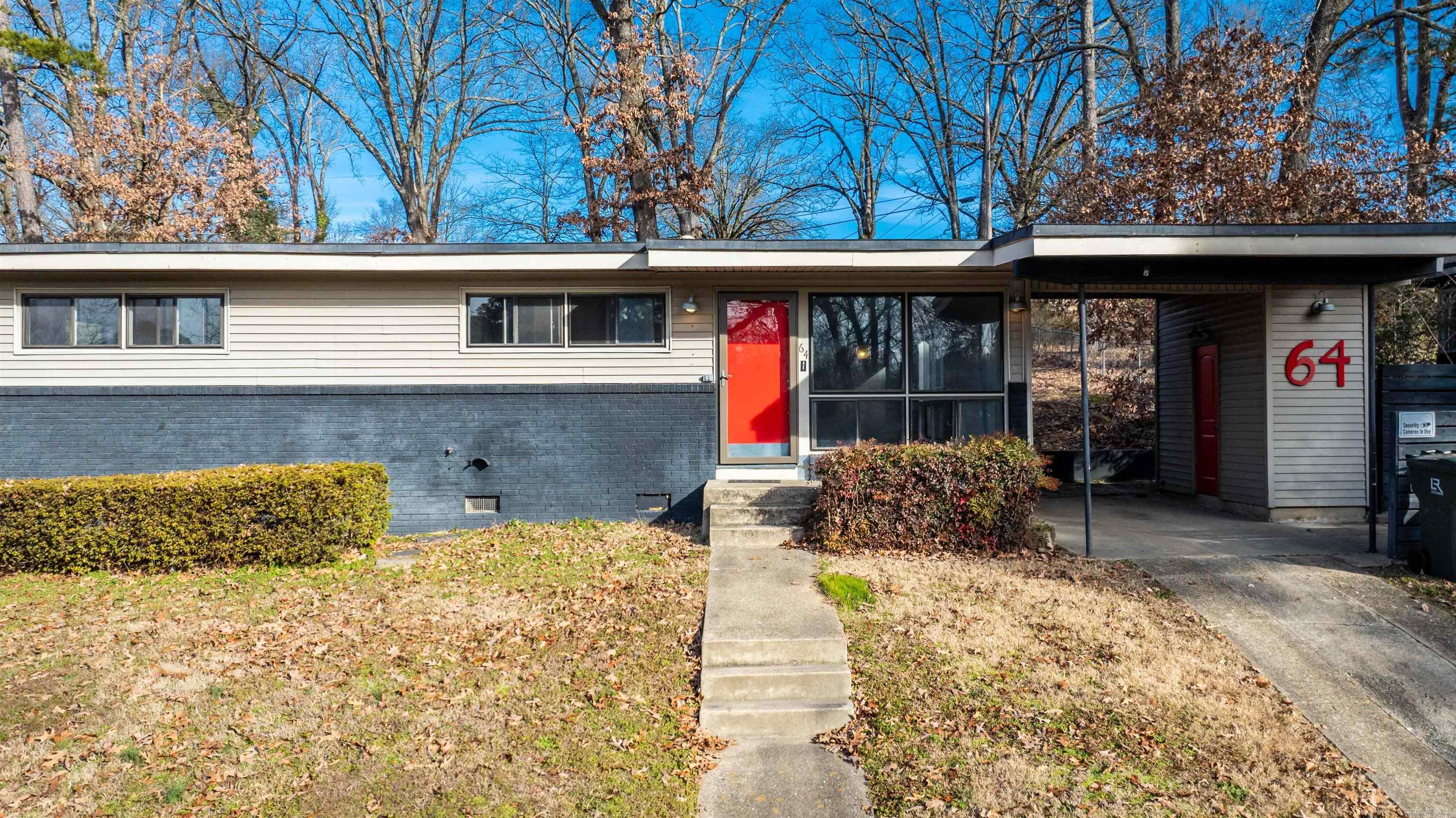 64 S Meadowcliff  Little Rock, AR