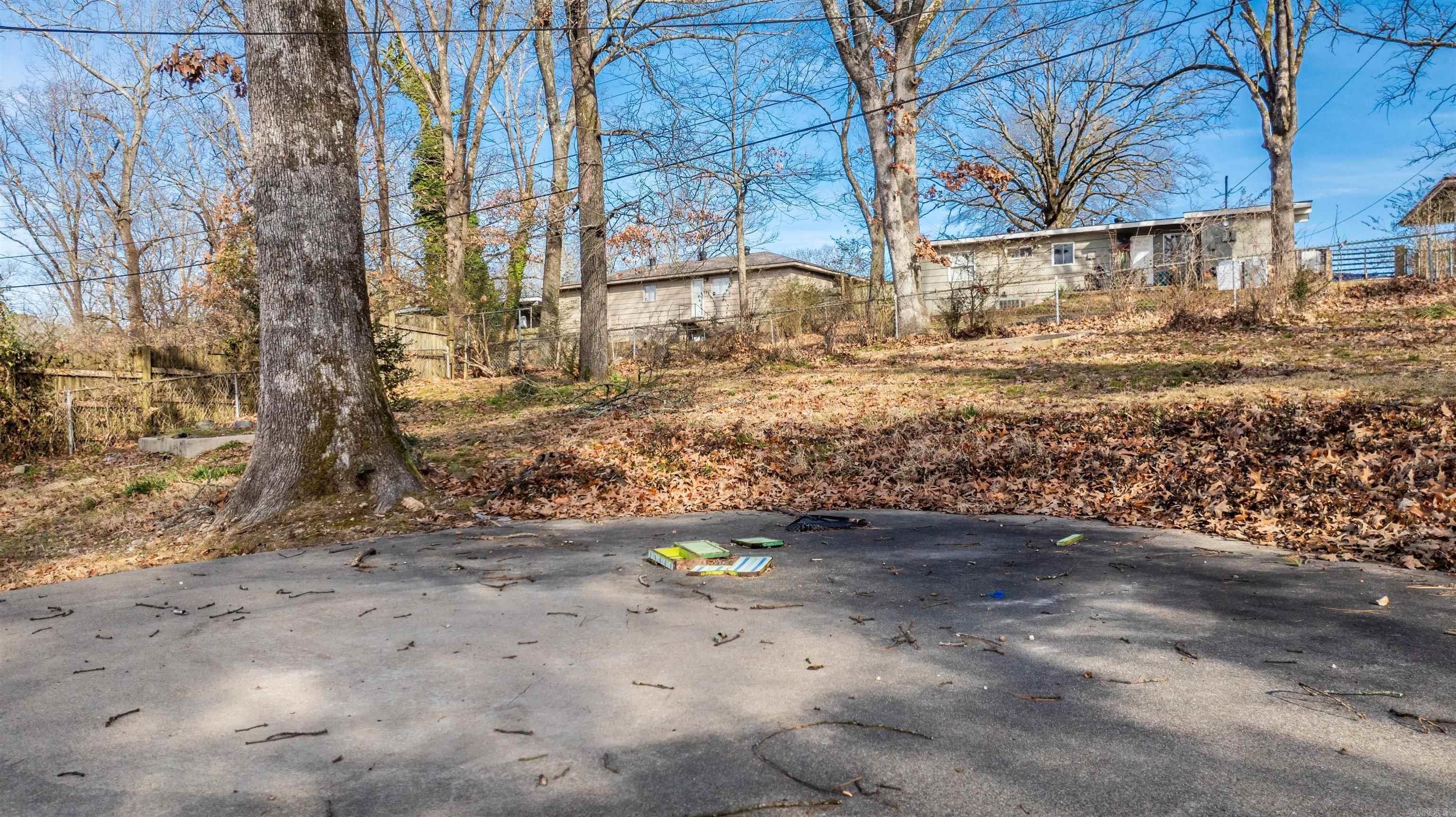 64 S Meadowcliff  Little Rock, AR