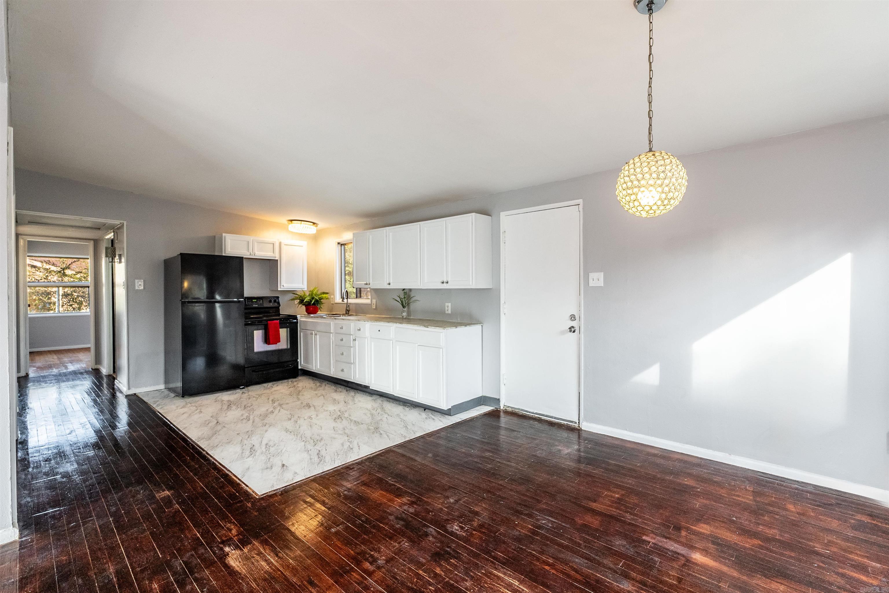 64 S Meadowcliff  Little Rock, AR