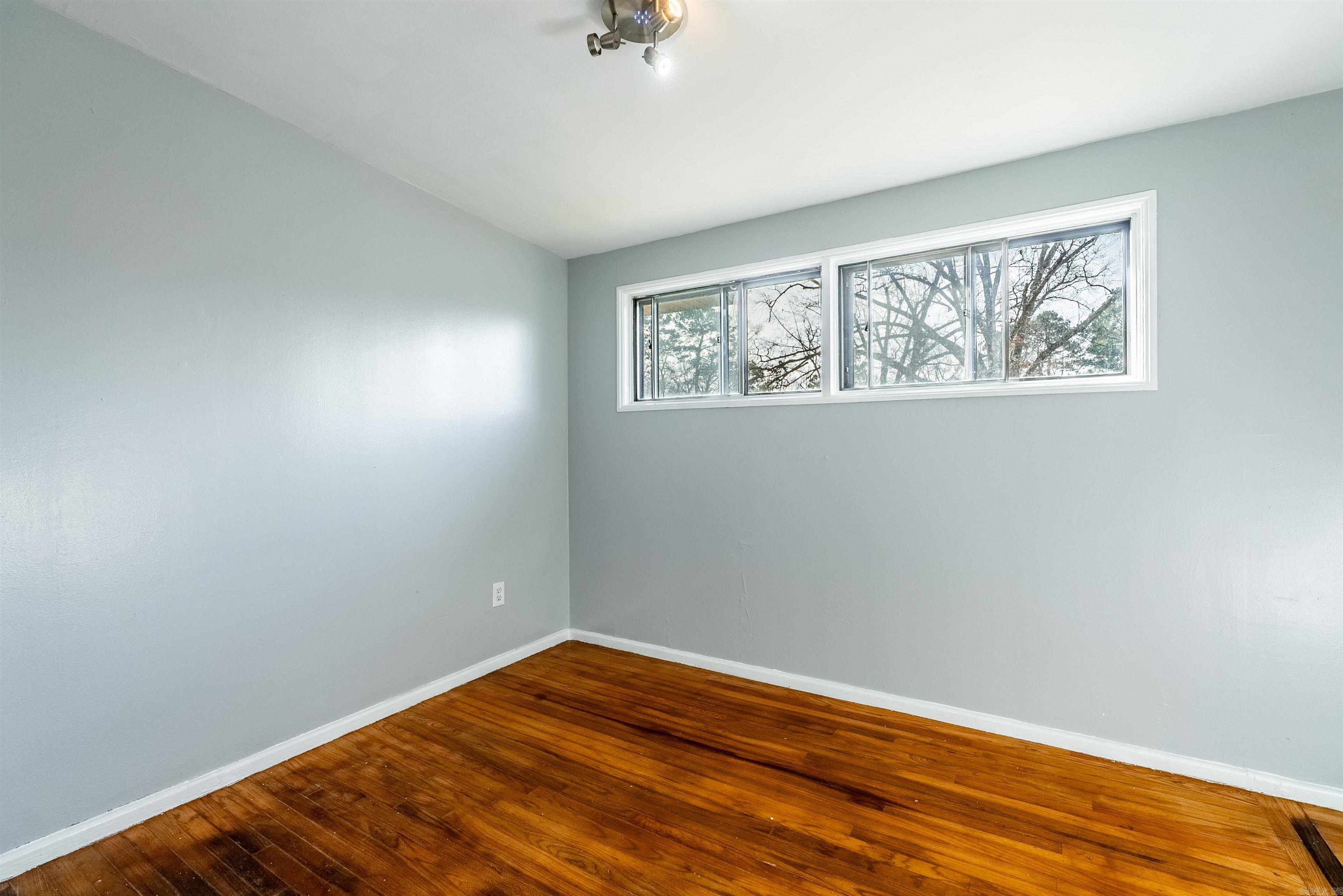 64 S Meadowcliff  Little Rock, AR